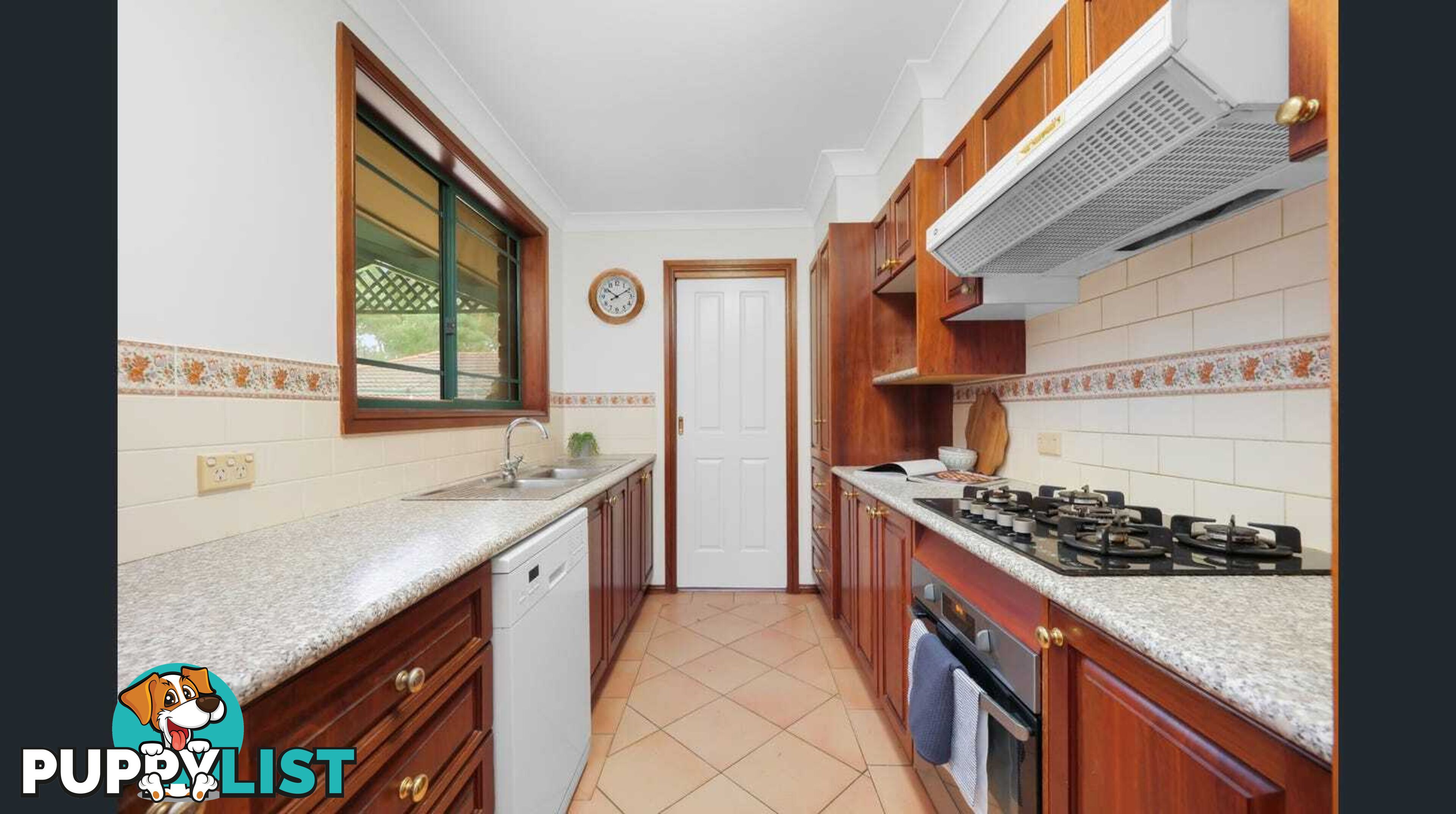 31 Throsby Drive NARELLAN VALE NSW 2567