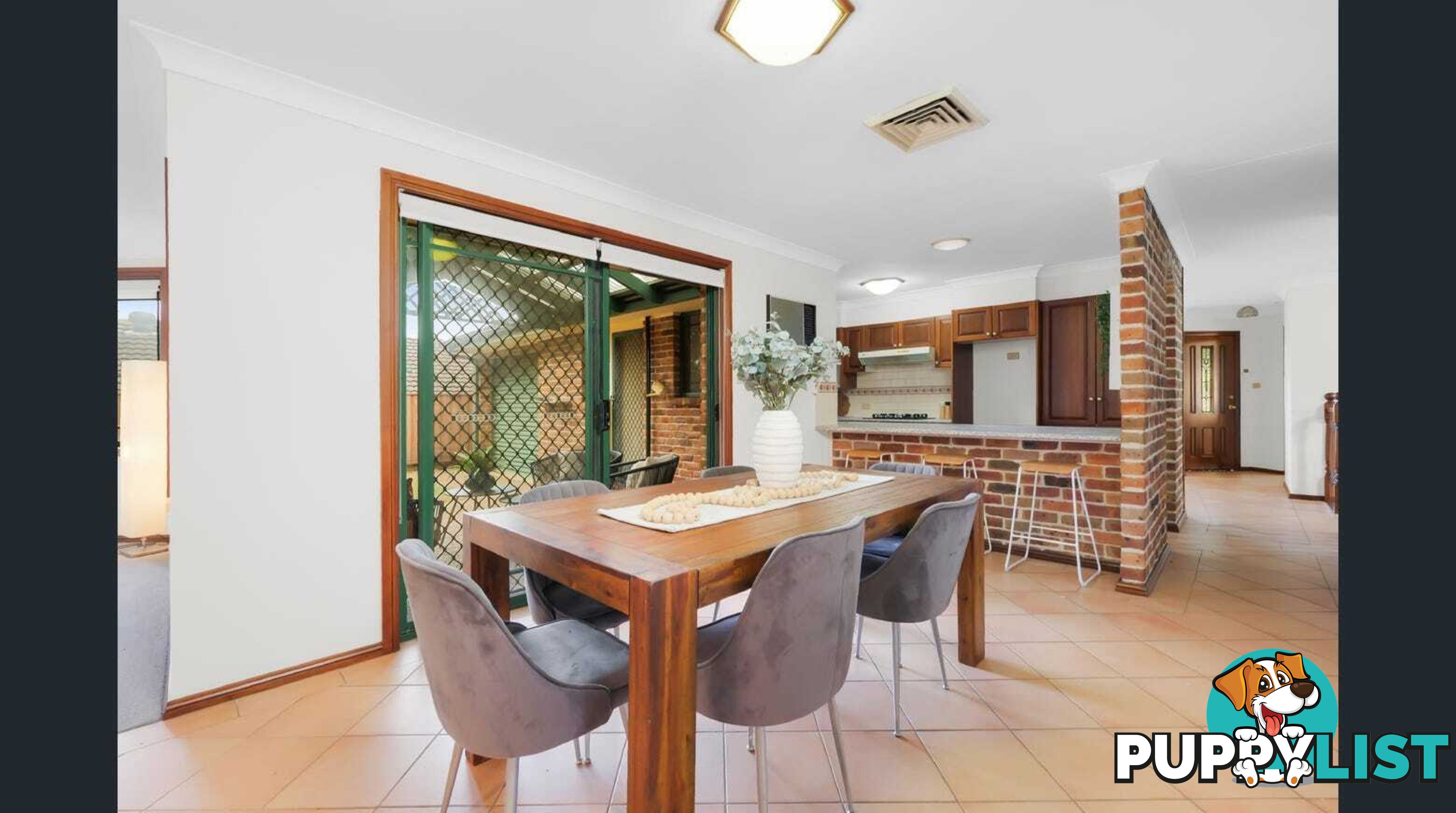31 Throsby Drive NARELLAN VALE NSW 2567