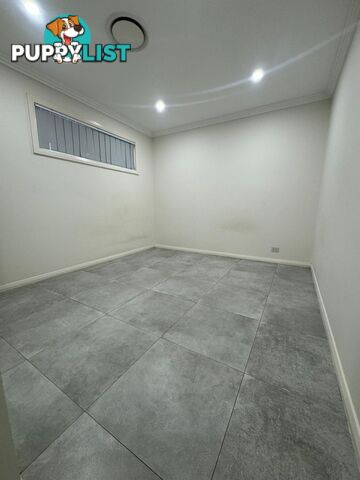 28 Earl Street CANLEY HEIGHTS NSW 2166