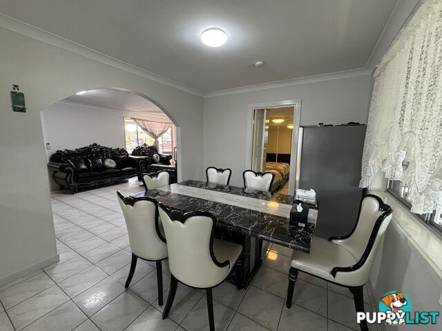22 Swinborne Crescent WETHERILL PARK NSW 2164