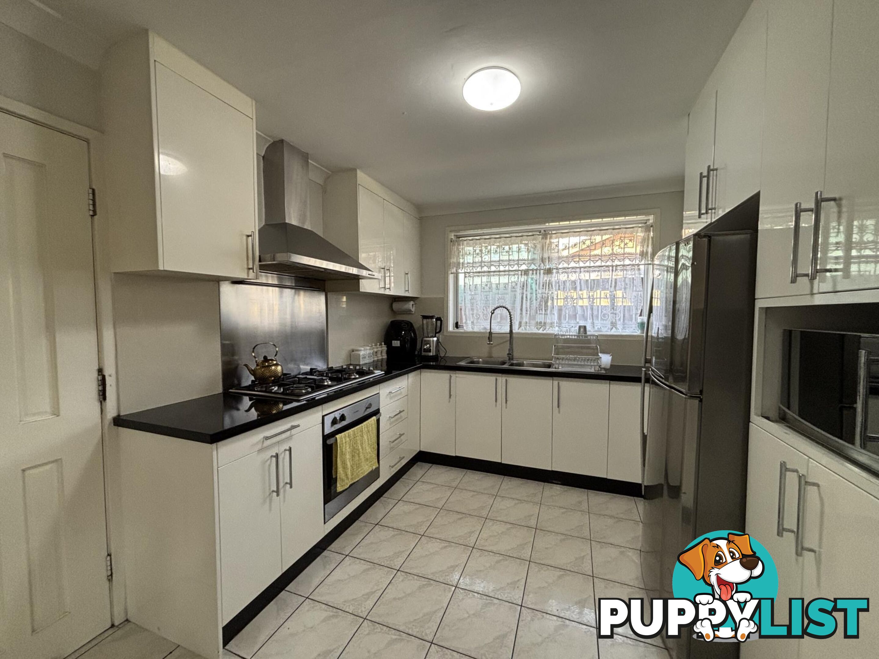 22 Swinborne Crescent WETHERILL PARK NSW 2164