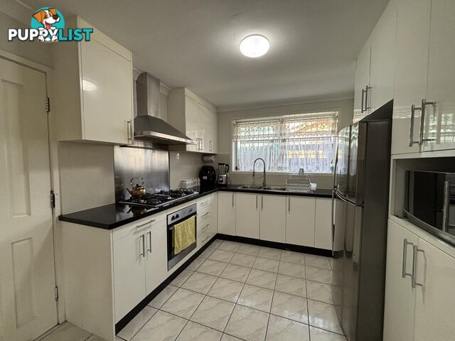 22 Swinborne Crescent WETHERILL PARK NSW 2164