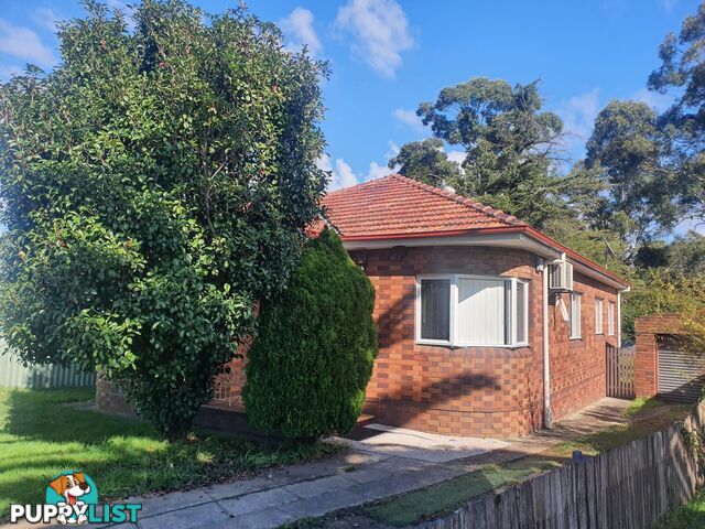 12 Bell Crescent FAIRFIELD EAST NSW 2165