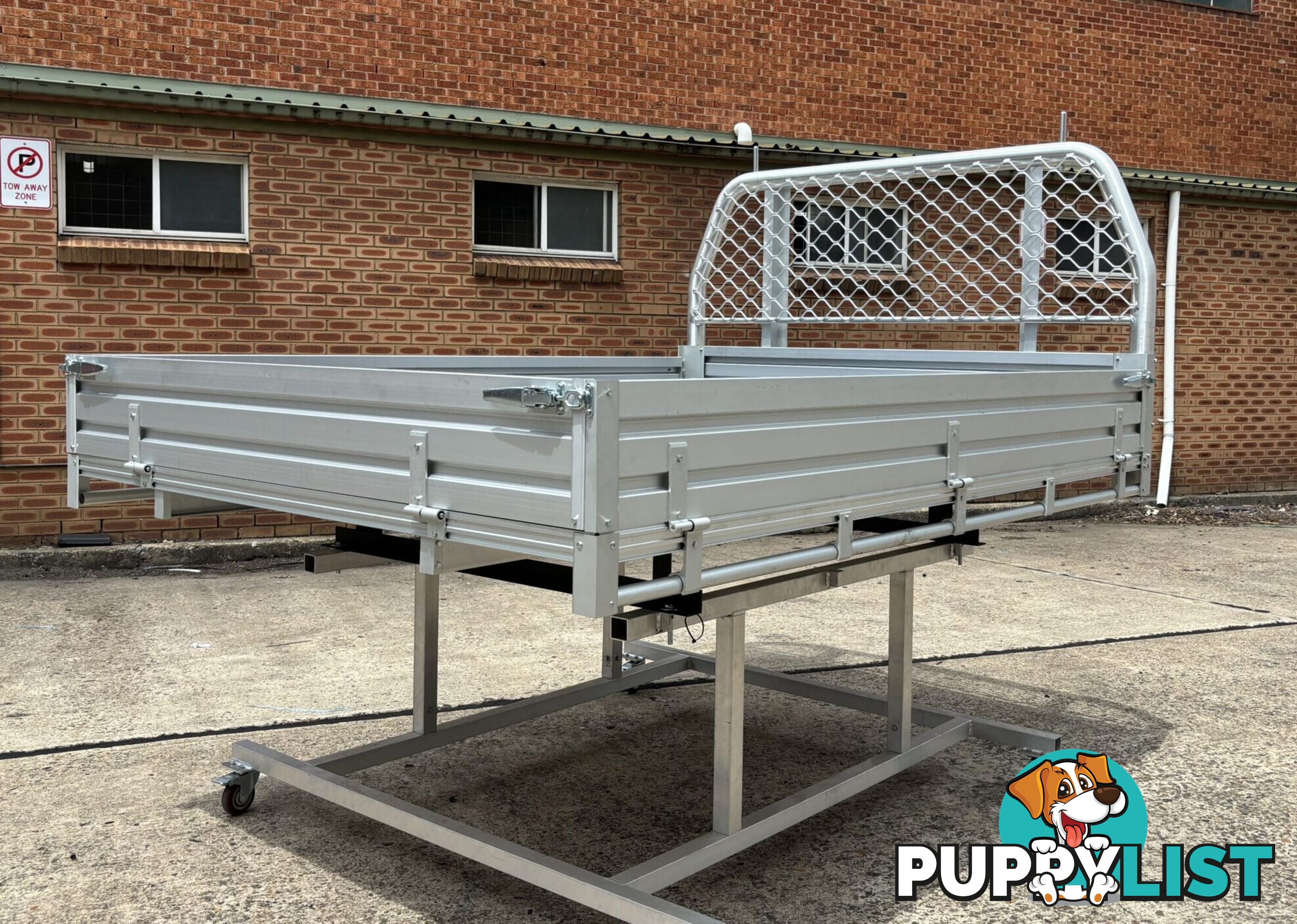 T1 EXTRA CAB FULL TRAY 2100MM L