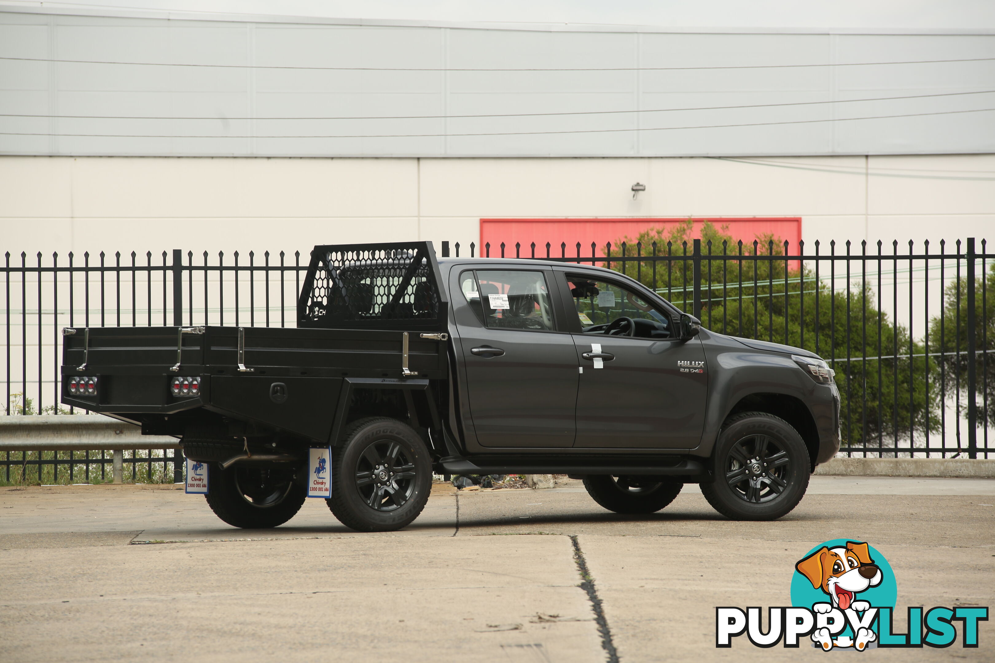 T3-1800 DUAL CAB FULL TRAY BLACK COMBO