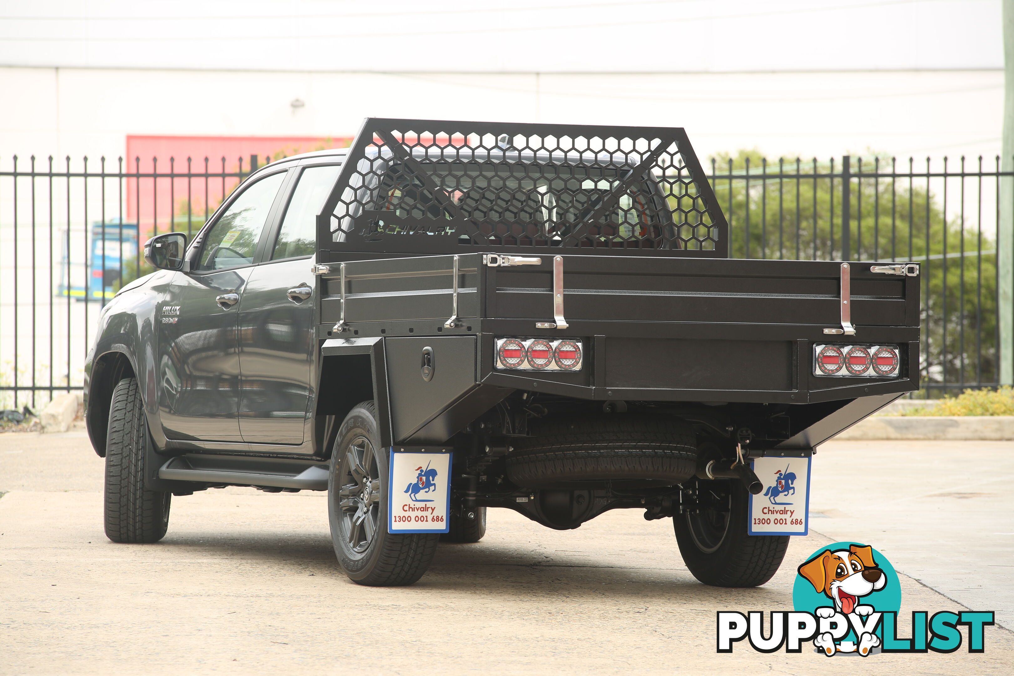 T3-1800 DUAL CAB FULL TRAY BLACK COMBO
