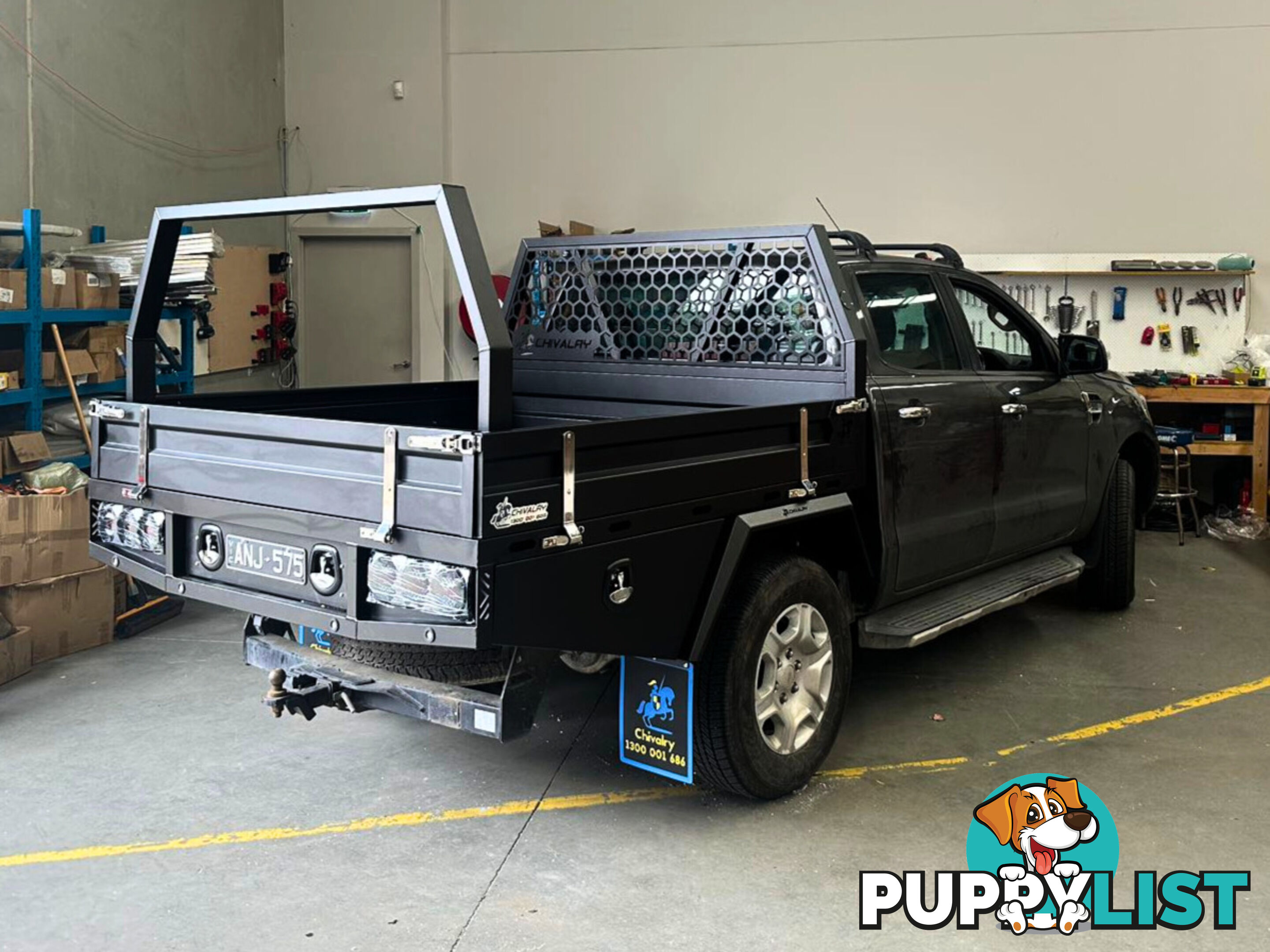 T3-1800 DUAL CAB FULL TRAY BLACK