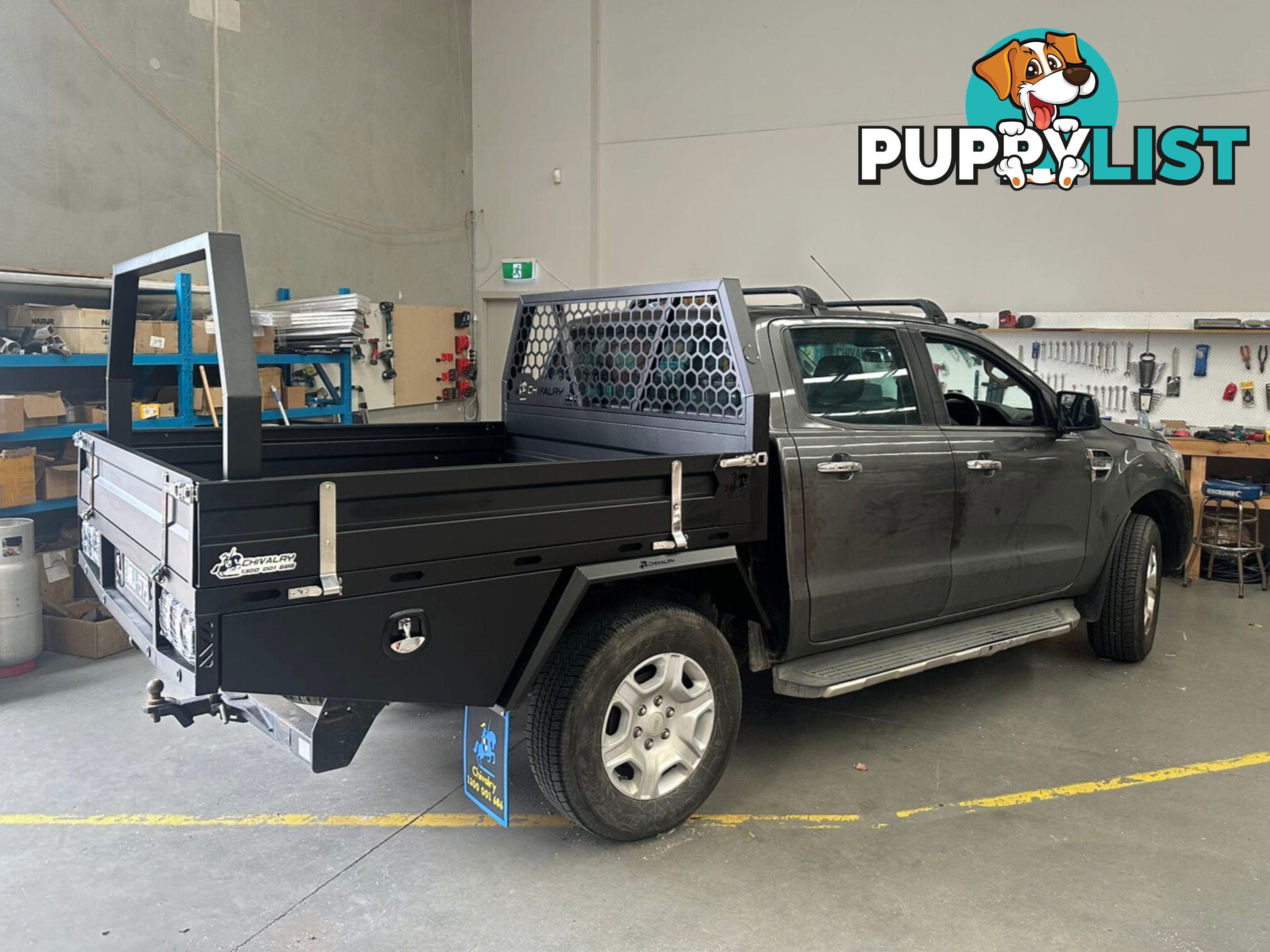 T3-1800 DUAL CAB FULL TRAY BLACK