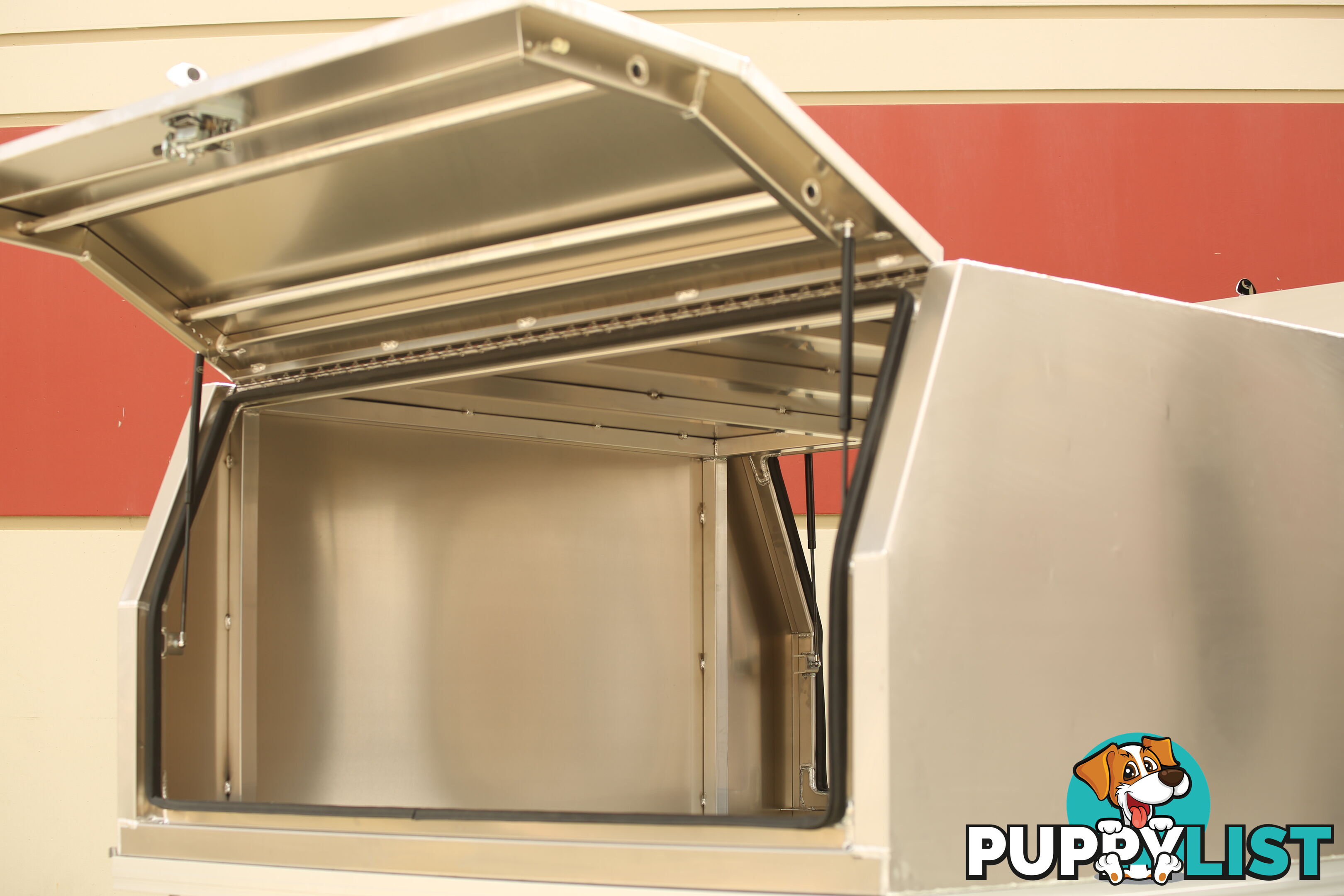 T1/X1 1800MM BLACK CANOPY AND RAW ALLOY TRAY 3 DOORS COMBO