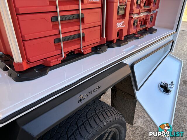 S1 1800MM SERVICE BODY FLAT ALLOY WITH 3 DOOR – WHITE
