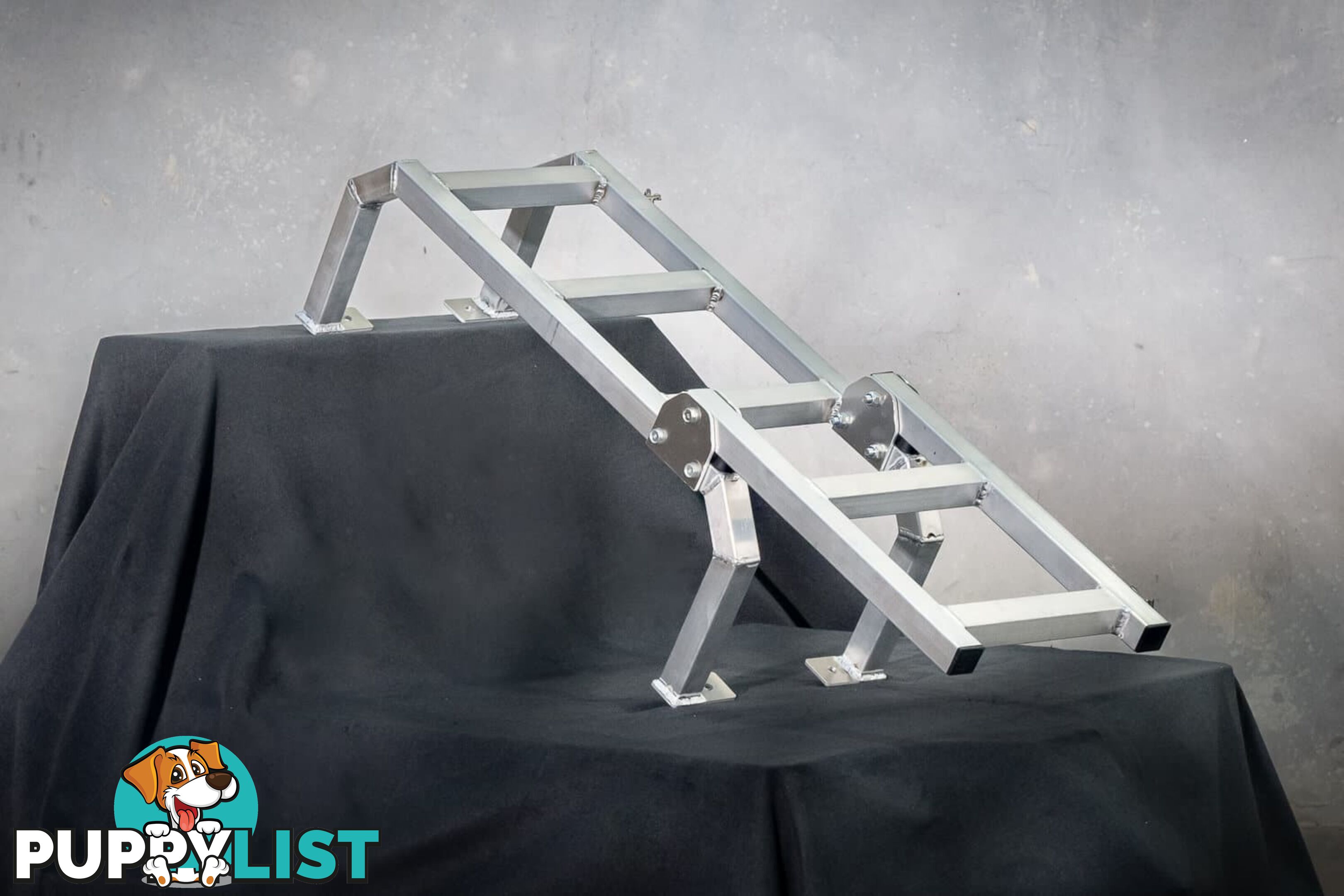 ALUMINIUM CANOPY REAR CLIMBING FOLDING LADDER