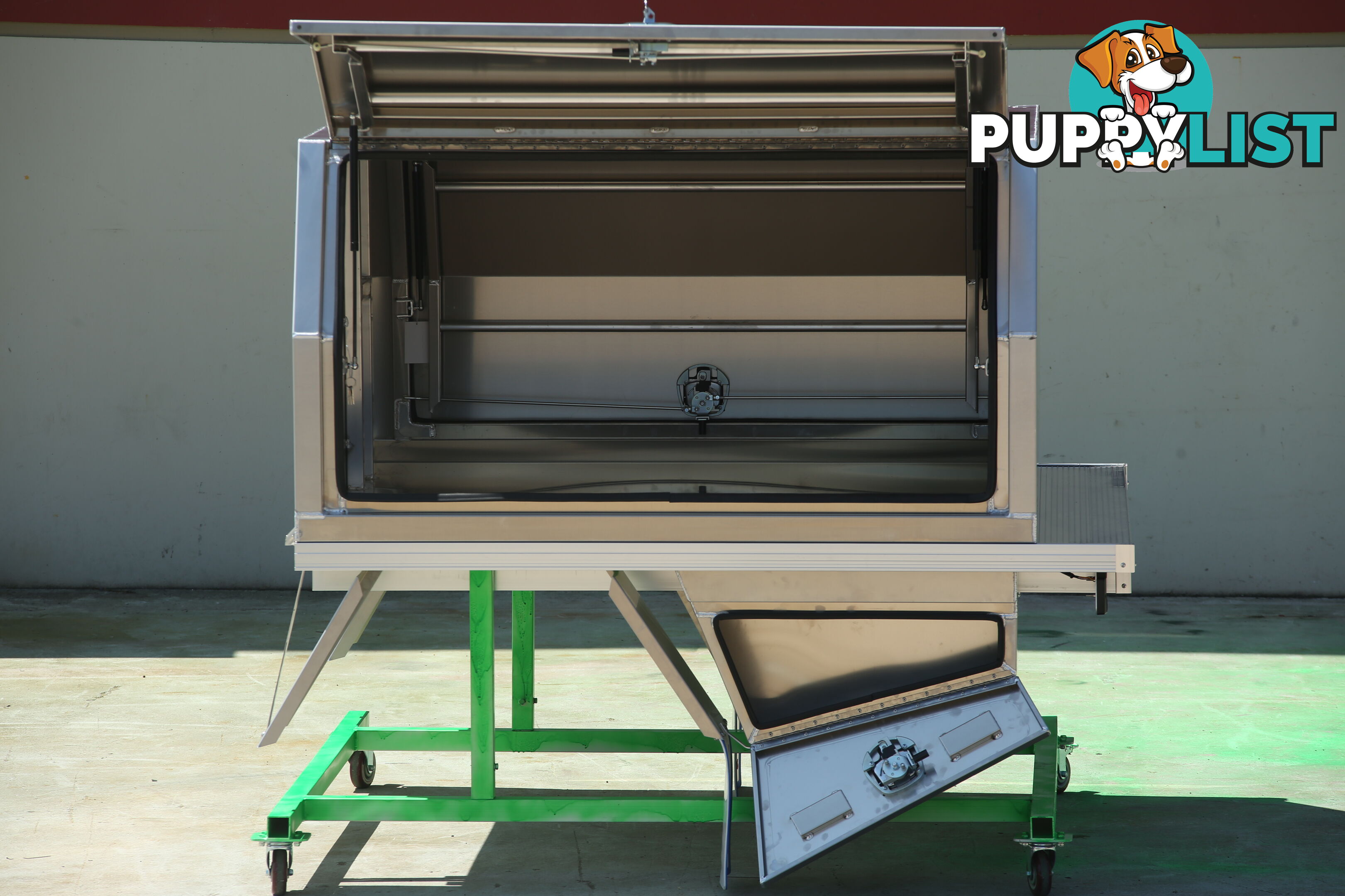 T1/X1 1650MM CANOPY BLACK AND 1800MM TRAY RAW ALLOY