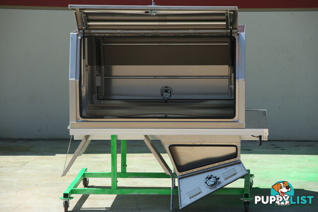T1/X1 1650MM CANOPY BLACK AND 1800MM TRAY RAW ALLOY