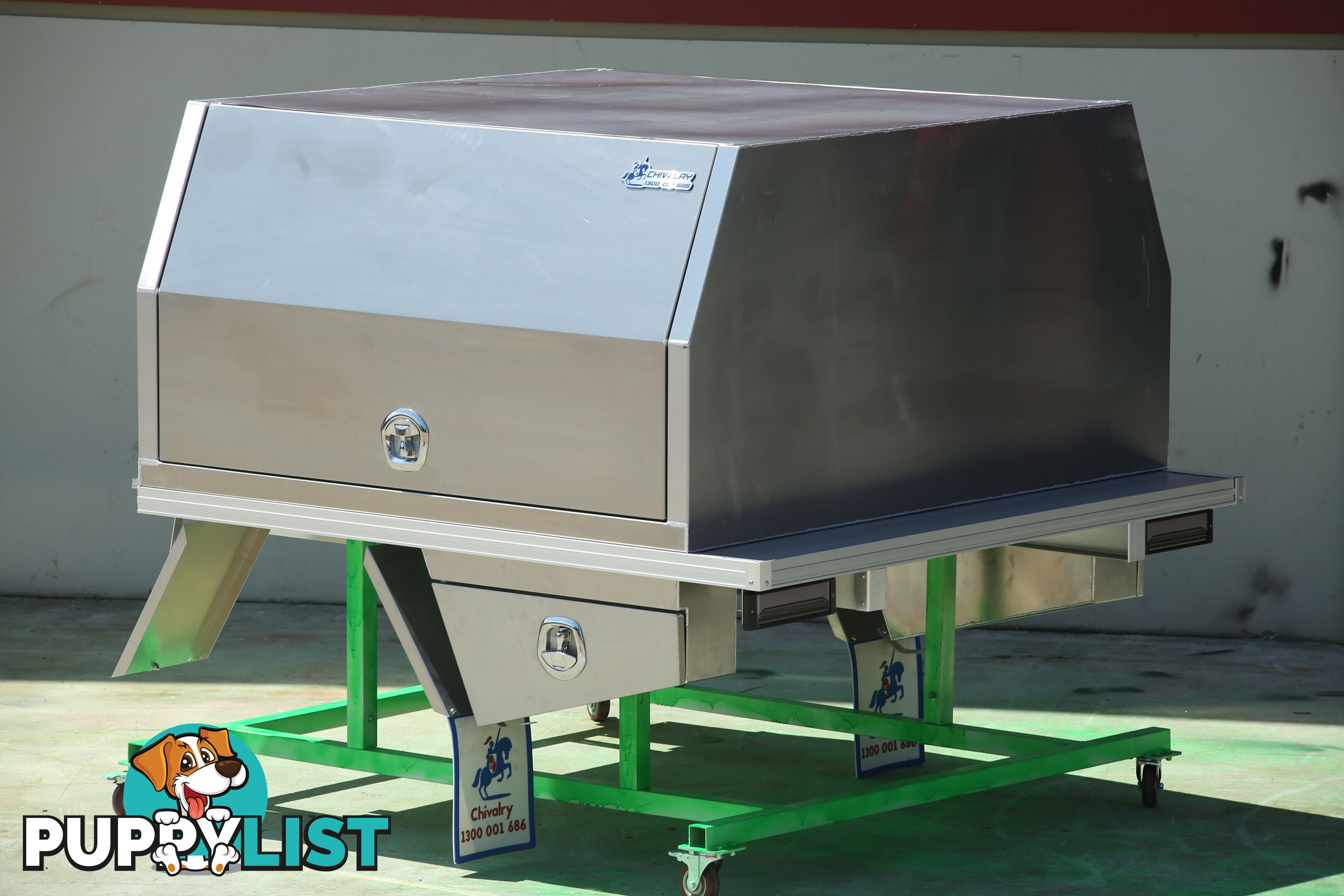 T1/X1 1650MM CANOPY BLACK AND 1800MM TRAY RAW ALLOY