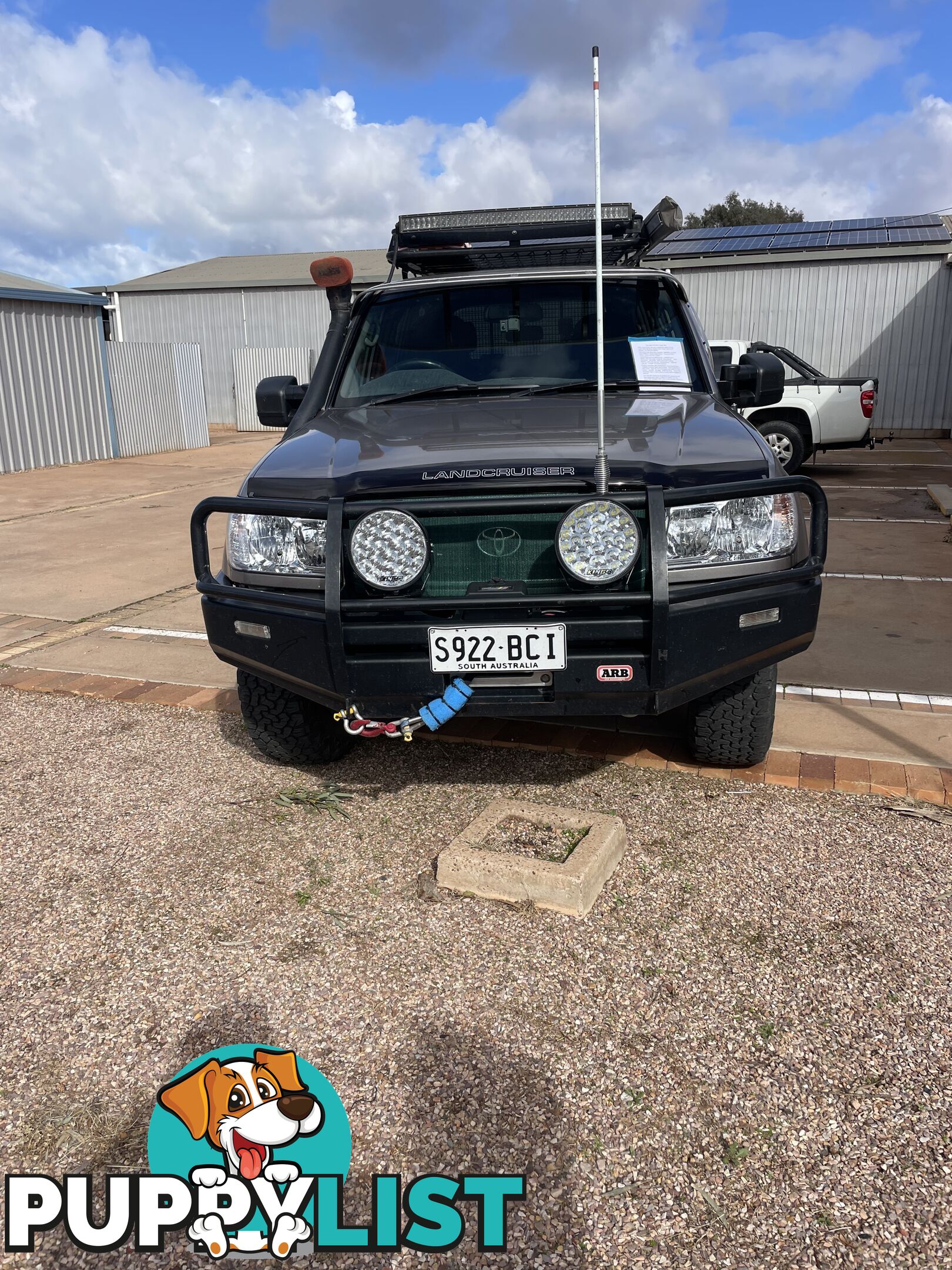 2001 Toyota Landcruiser  Great Towing Vehicle