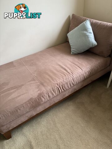 Daybed