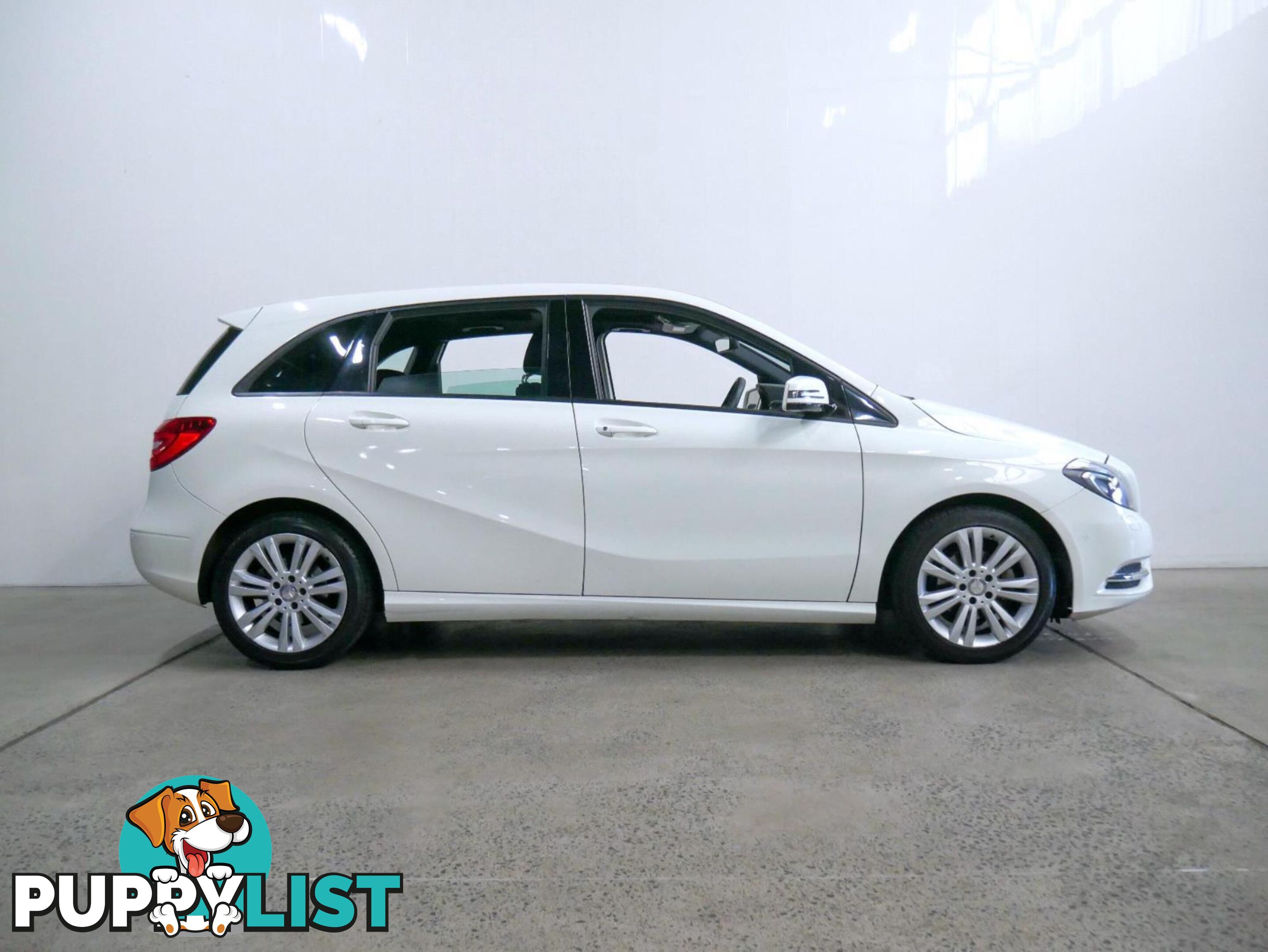 2013 MERCEDES-BENZ B180 BE 246MY13 5D HATCHBACK