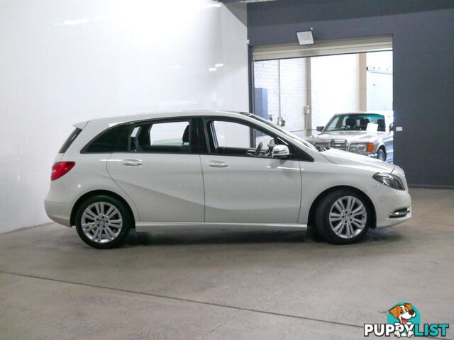 2013 MERCEDES-BENZ B180 BE 246MY13 5D HATCHBACK