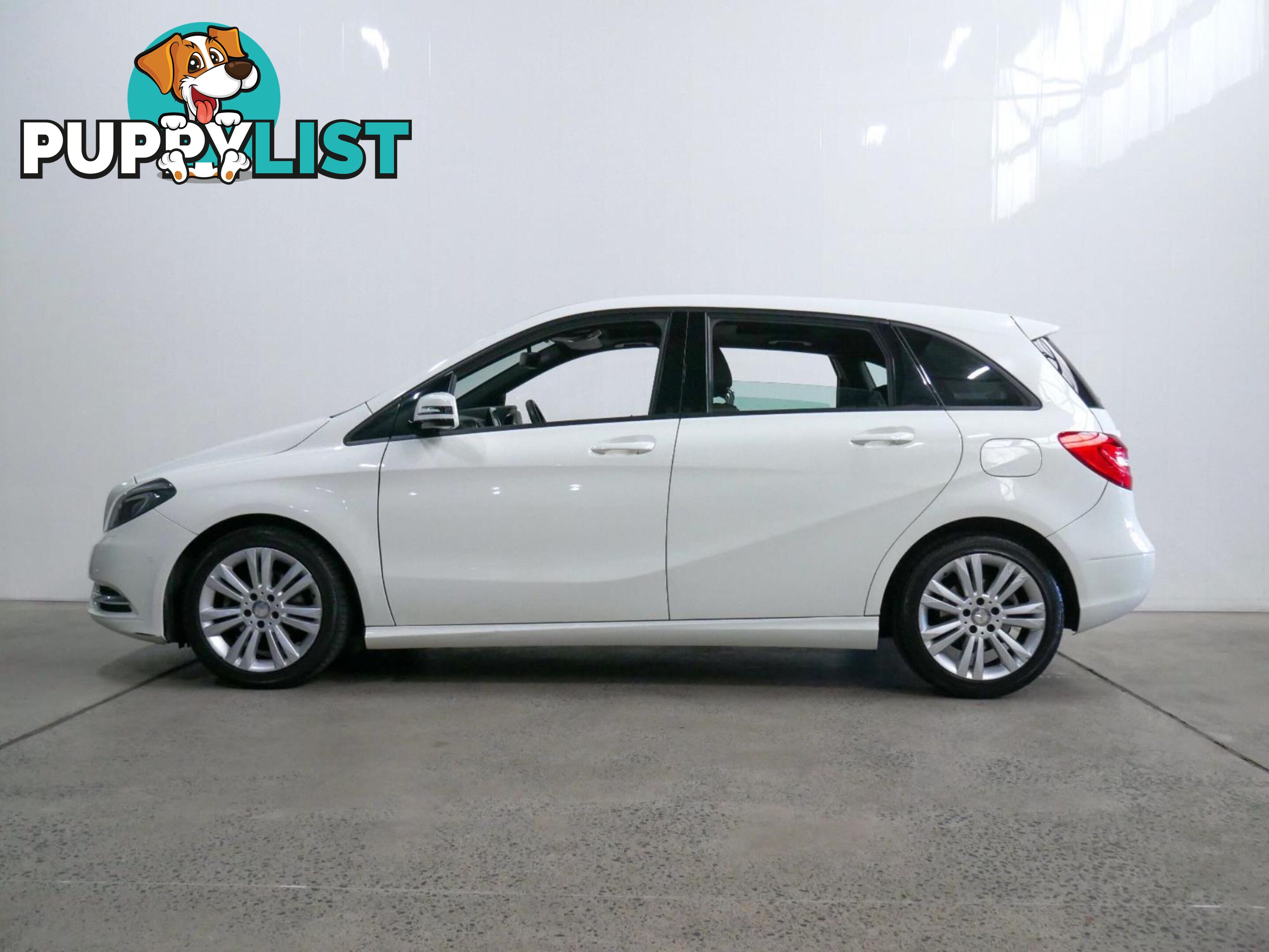 2013 MERCEDES-BENZ B180 BE 246MY13 5D HATCHBACK