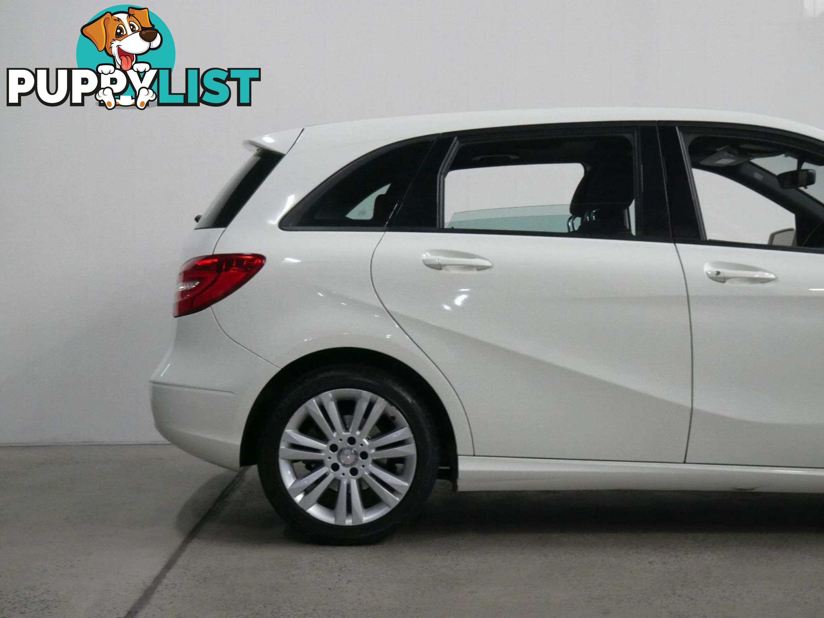 2013 MERCEDES-BENZ B180 BE 246MY13 5D HATCHBACK