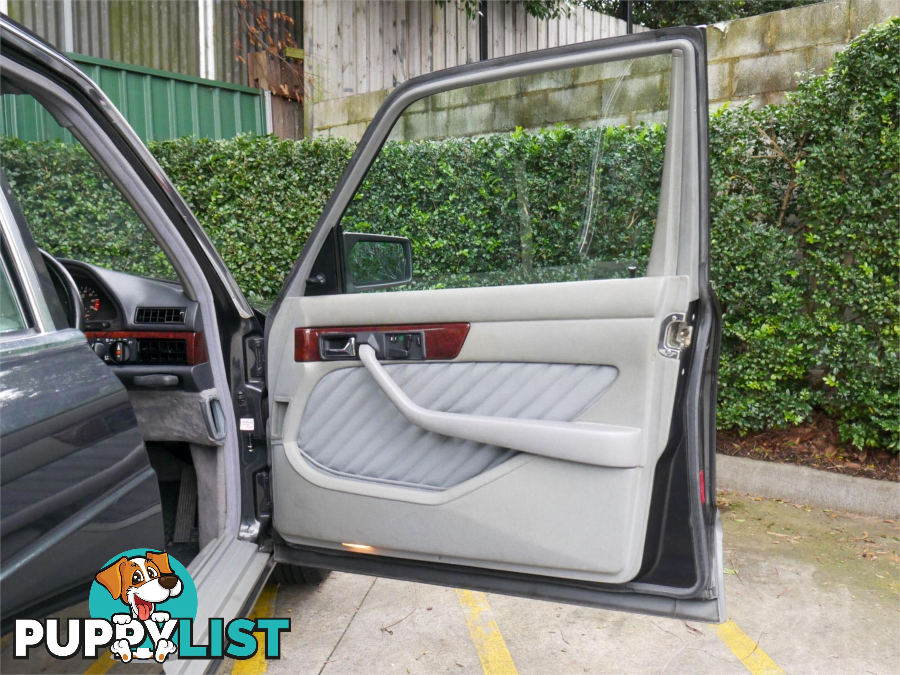 1991 MERCEDES-BENZ 420 SE  4D SEDAN