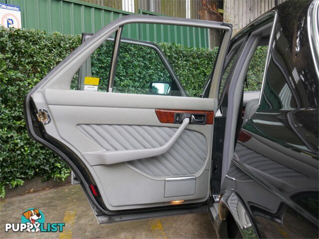 1991 MERCEDES-BENZ 420 SE  4D SEDAN