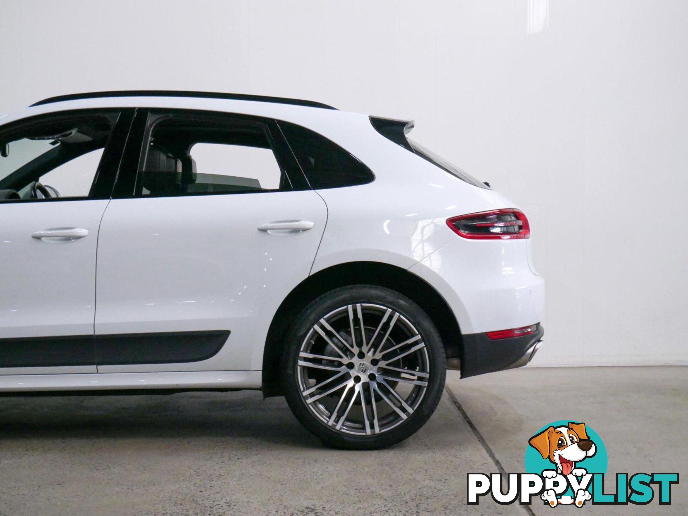 2016 PORSCHE MACAN SDIESEL MY17 4D WAGON