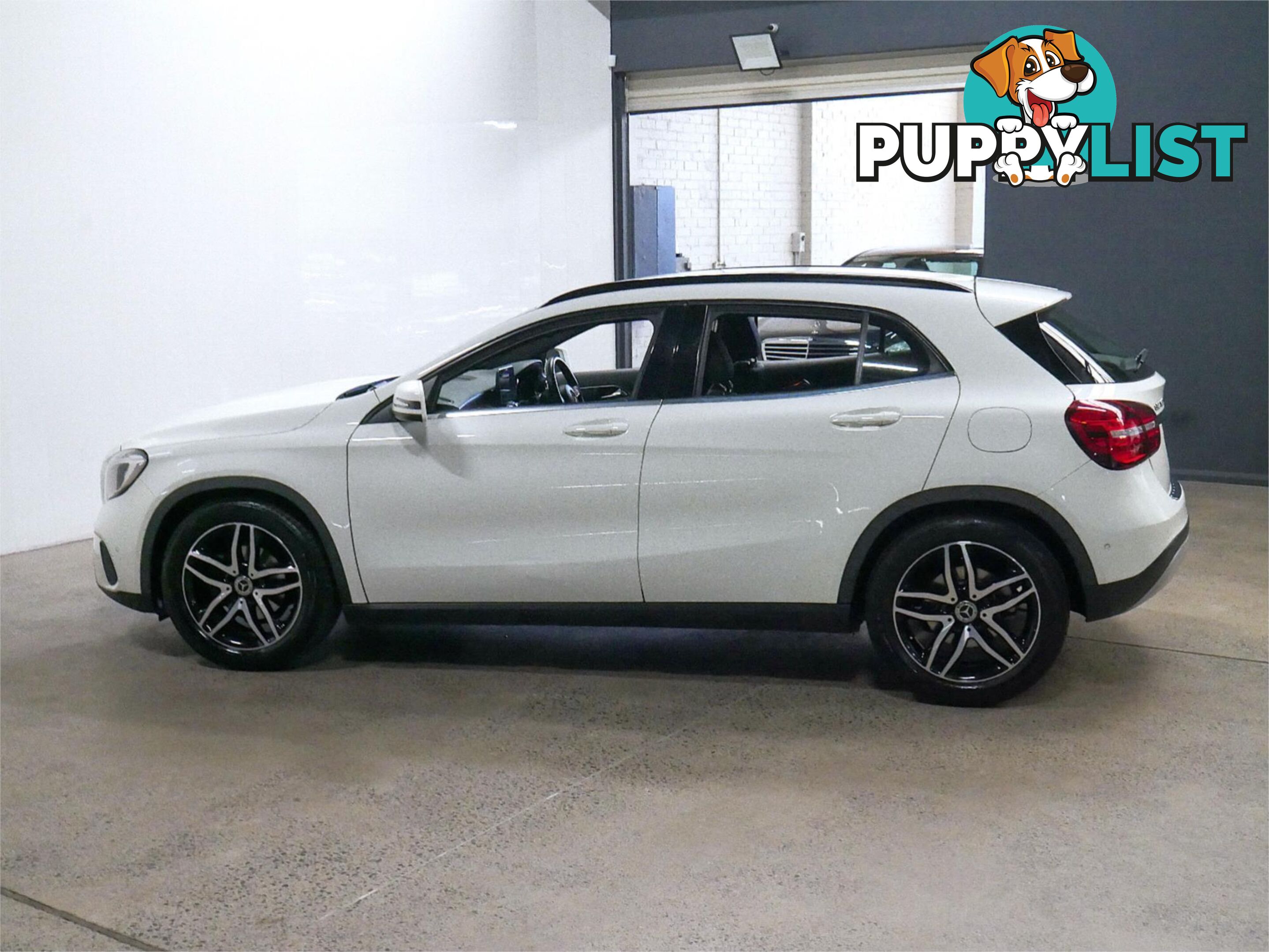 2018 MERCEDES-BENZ GLA 180 X156MY18 4D WAGON