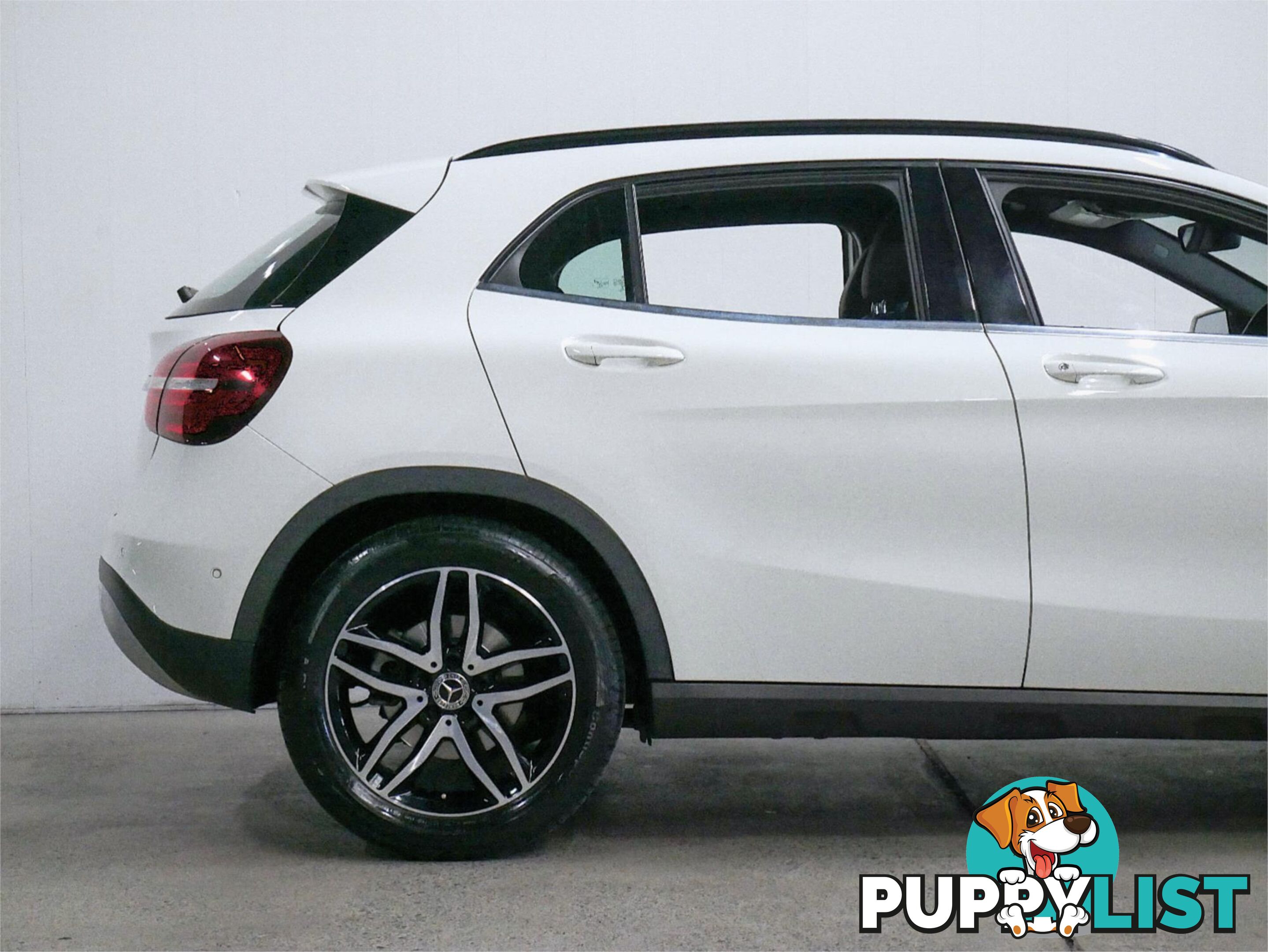 2018 MERCEDES-BENZ GLA 180 X156MY18 4D WAGON
