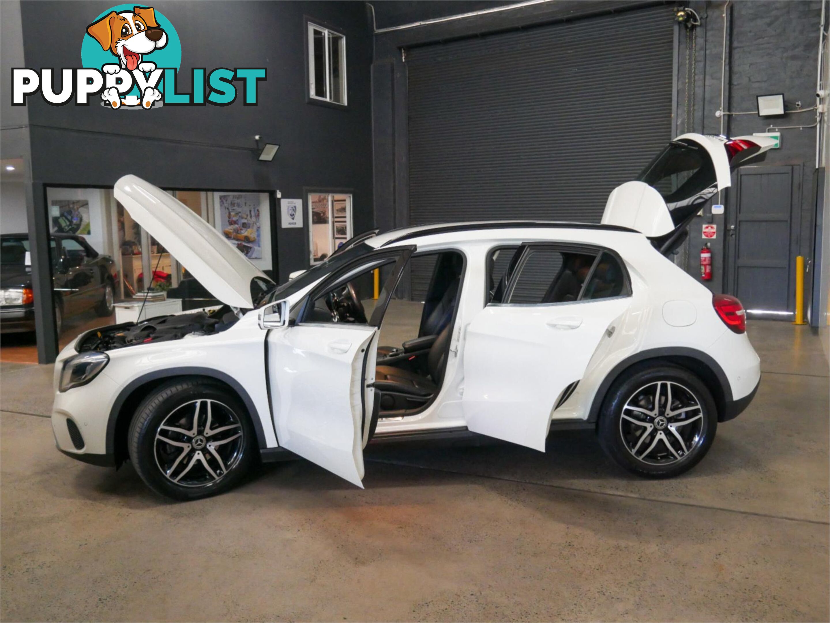2018 MERCEDES-BENZ GLA 180 X156MY18 4D WAGON