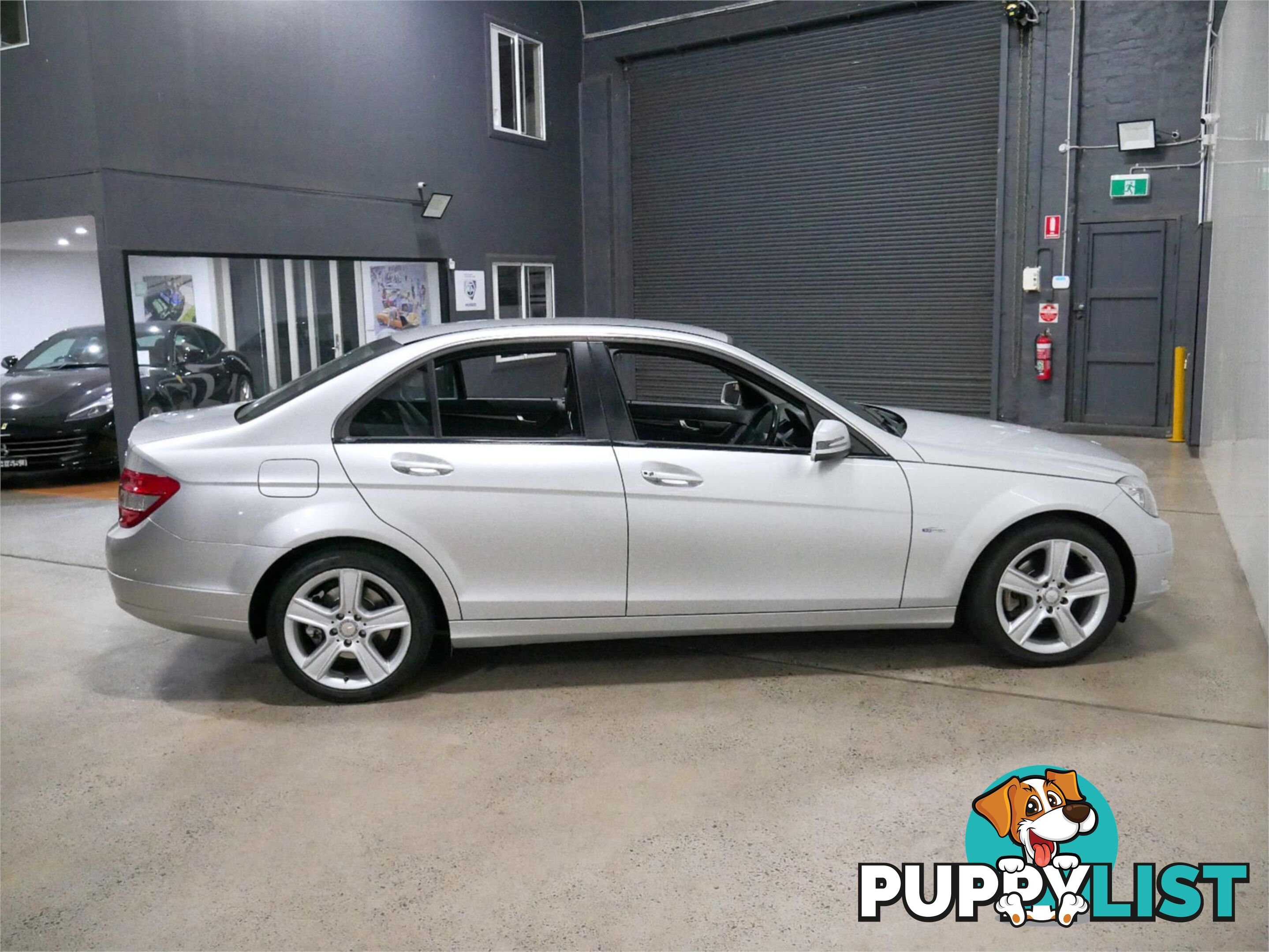 2010 MERCEDES-BENZ C200 CGI W204MY10 4D SEDAN