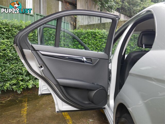 2010 MERCEDES-BENZ C200 CGI W204MY10 4D SEDAN