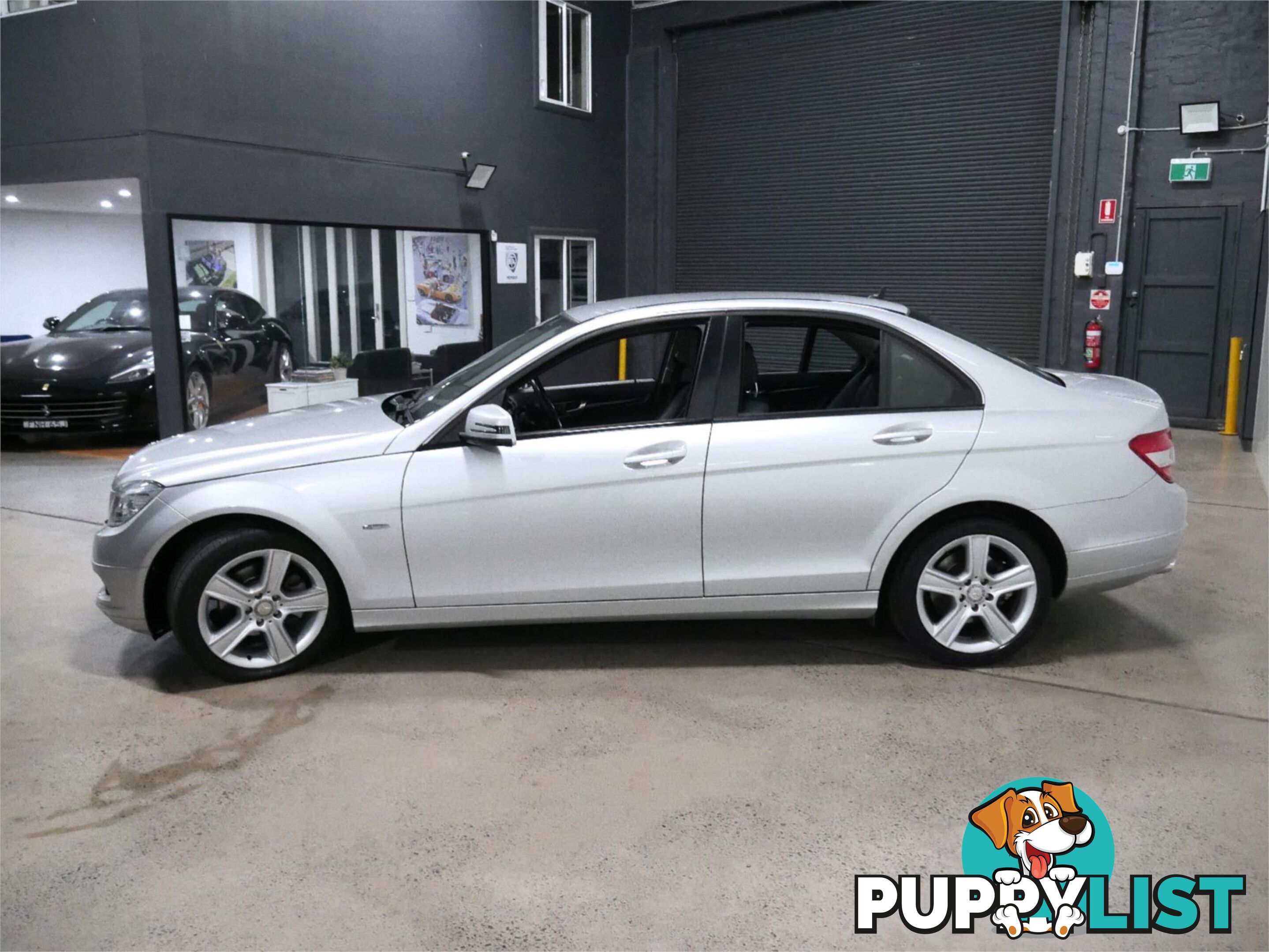 2010 MERCEDES-BENZ C200 CGI W204MY10 4D SEDAN