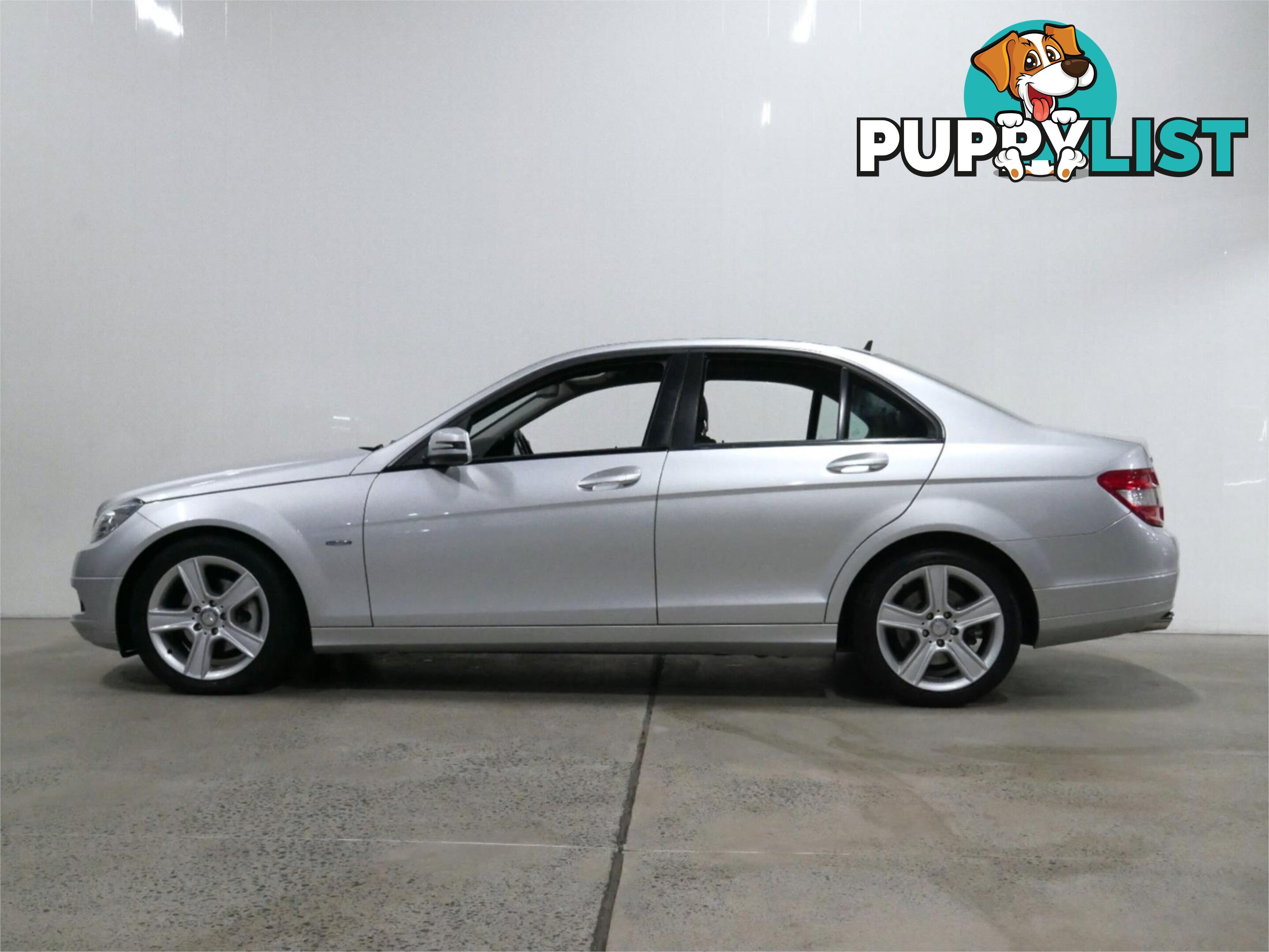 2010 MERCEDES-BENZ C200 CGI W204MY10 4D SEDAN