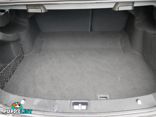 2010 MERCEDES-BENZ C200 CGI W204MY10 4D SEDAN