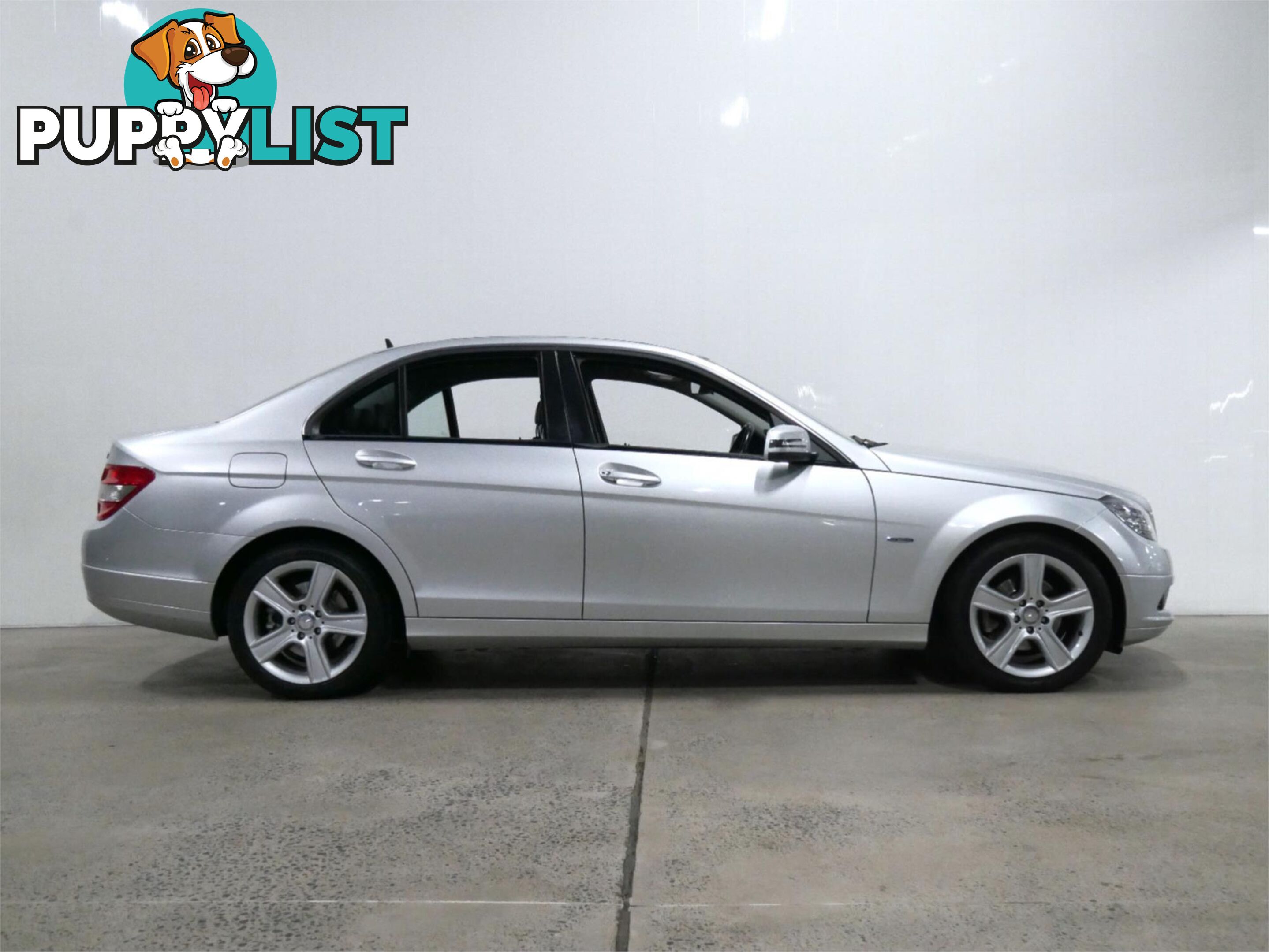 2010 MERCEDES-BENZ C200 CGI W204MY10 4D SEDAN