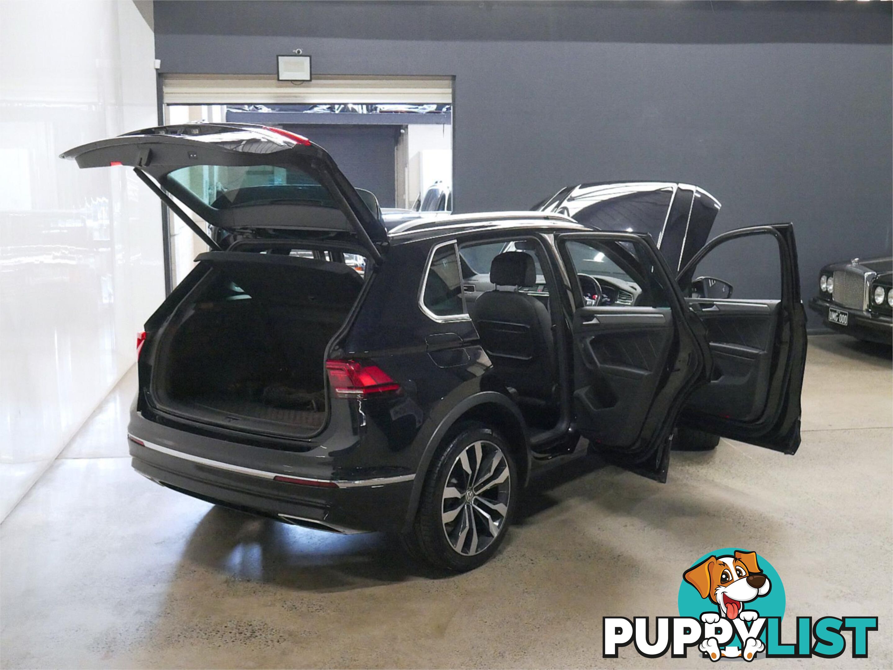 2019 VOLKSWAGEN TIGUAN 162TSIHIGHLINE 5NAMY19 4D WAGON