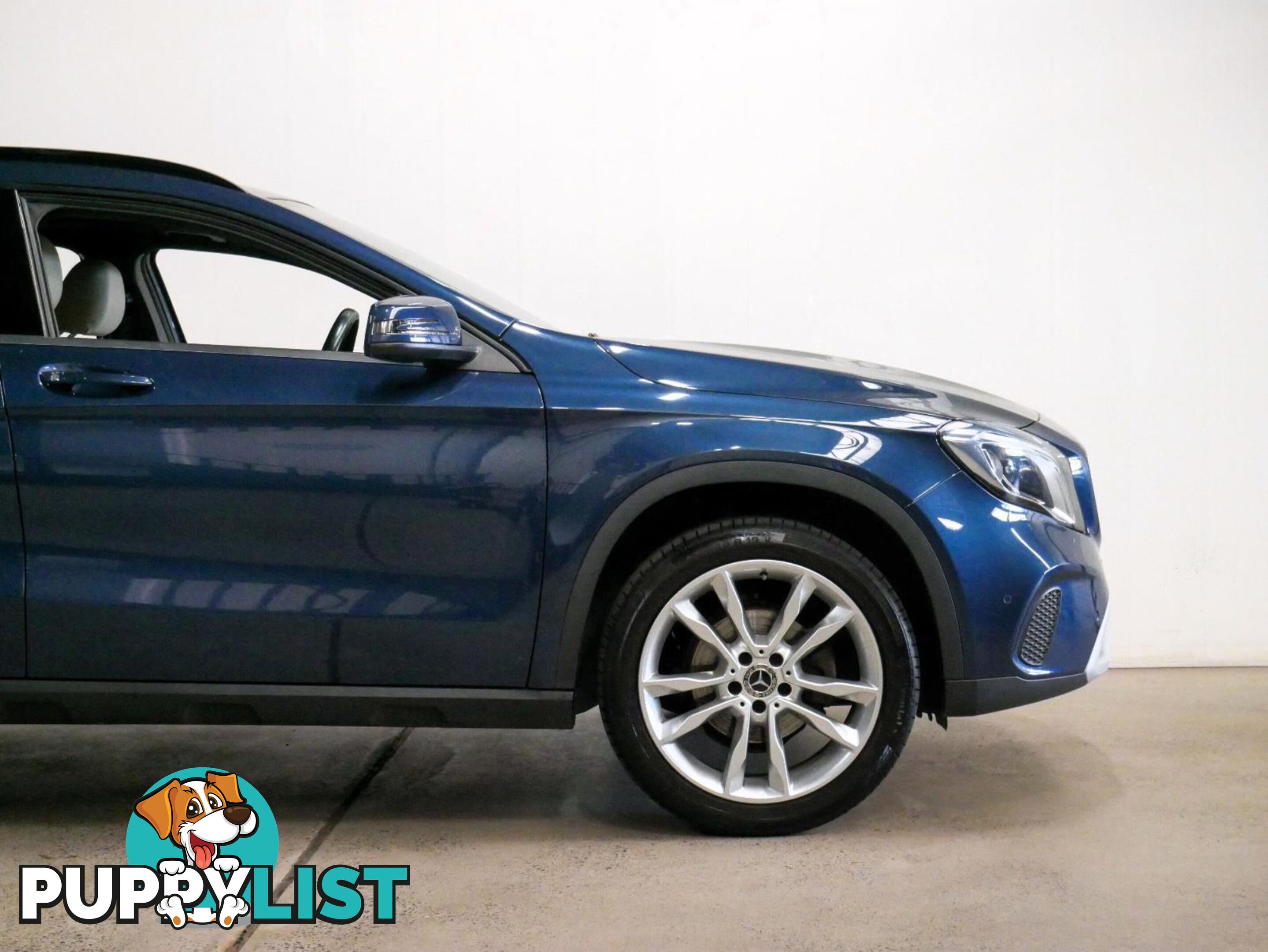 2019 MERCEDES-BENZ GLA 180 X156MY19 4D WAGON