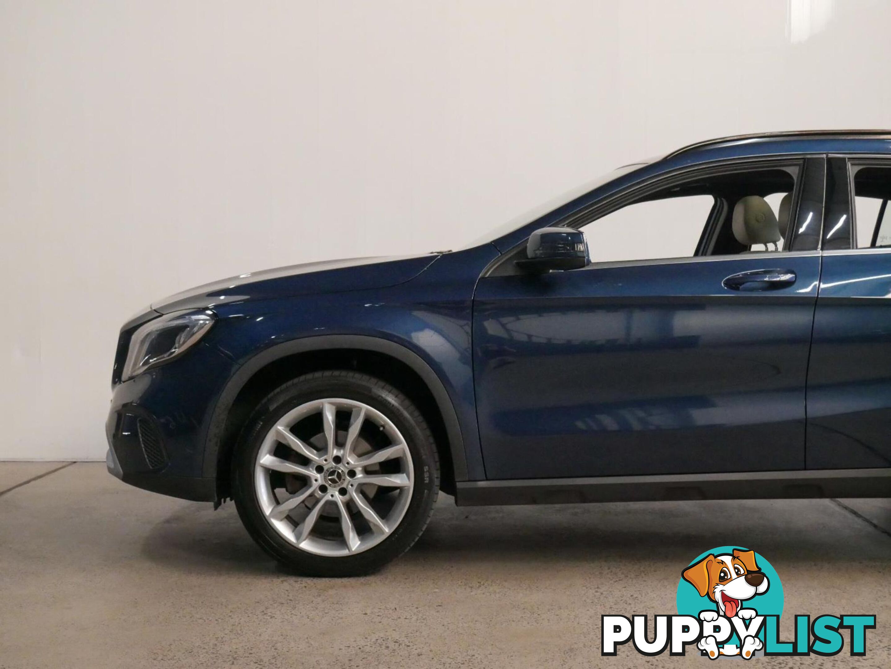 2019 MERCEDES-BENZ GLA 180 X156MY19 4D WAGON