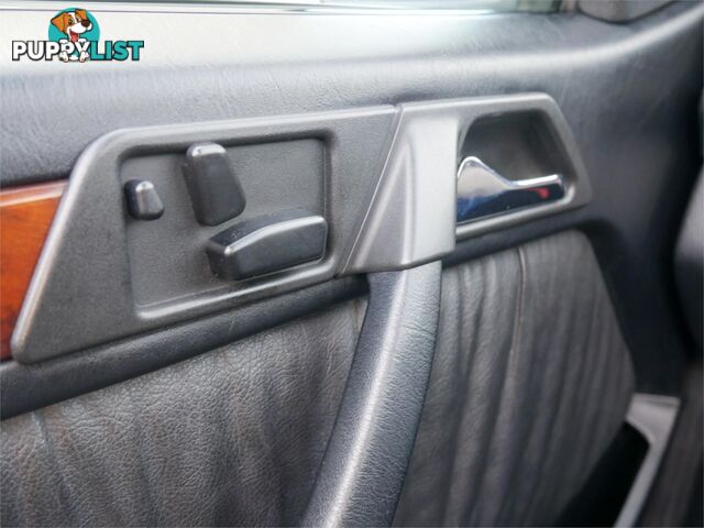 1994 MERCEDES-BENZ E220 CA  2D CABRIOLET