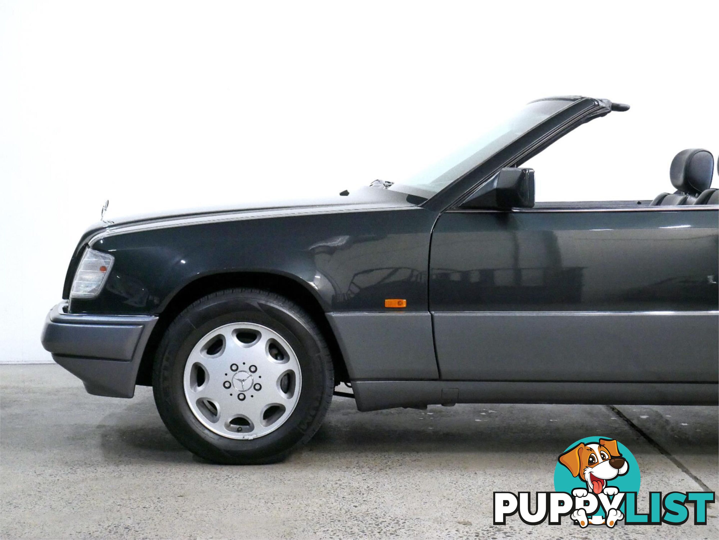 1994 MERCEDES-BENZ E220 CA  2D CABRIOLET
