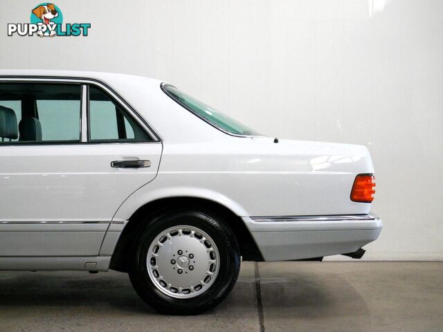 1989 MERCEDES-BENZ 420 SEL  4D SEDAN