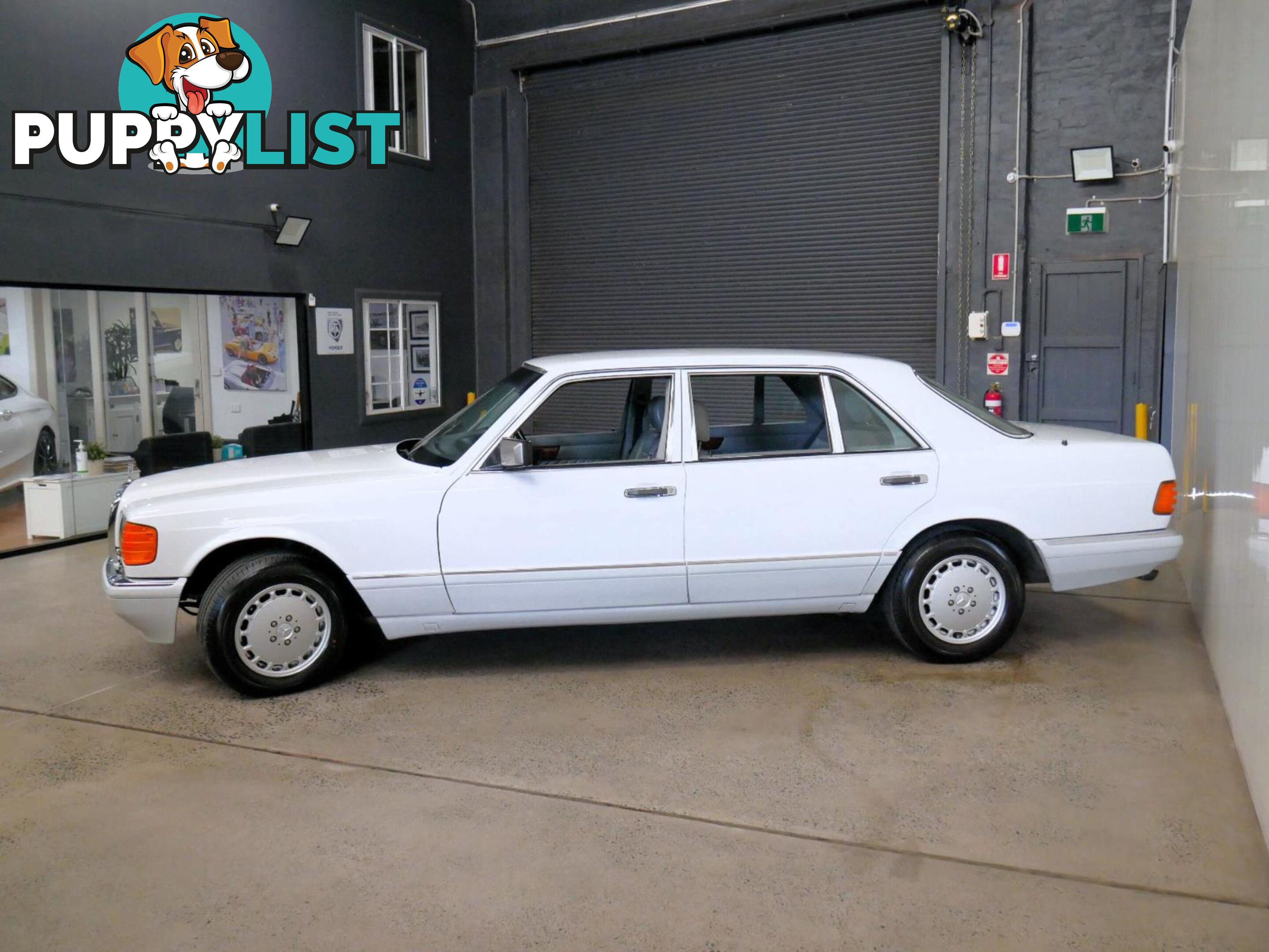 1989 MERCEDES-BENZ 420 SEL  4D SEDAN