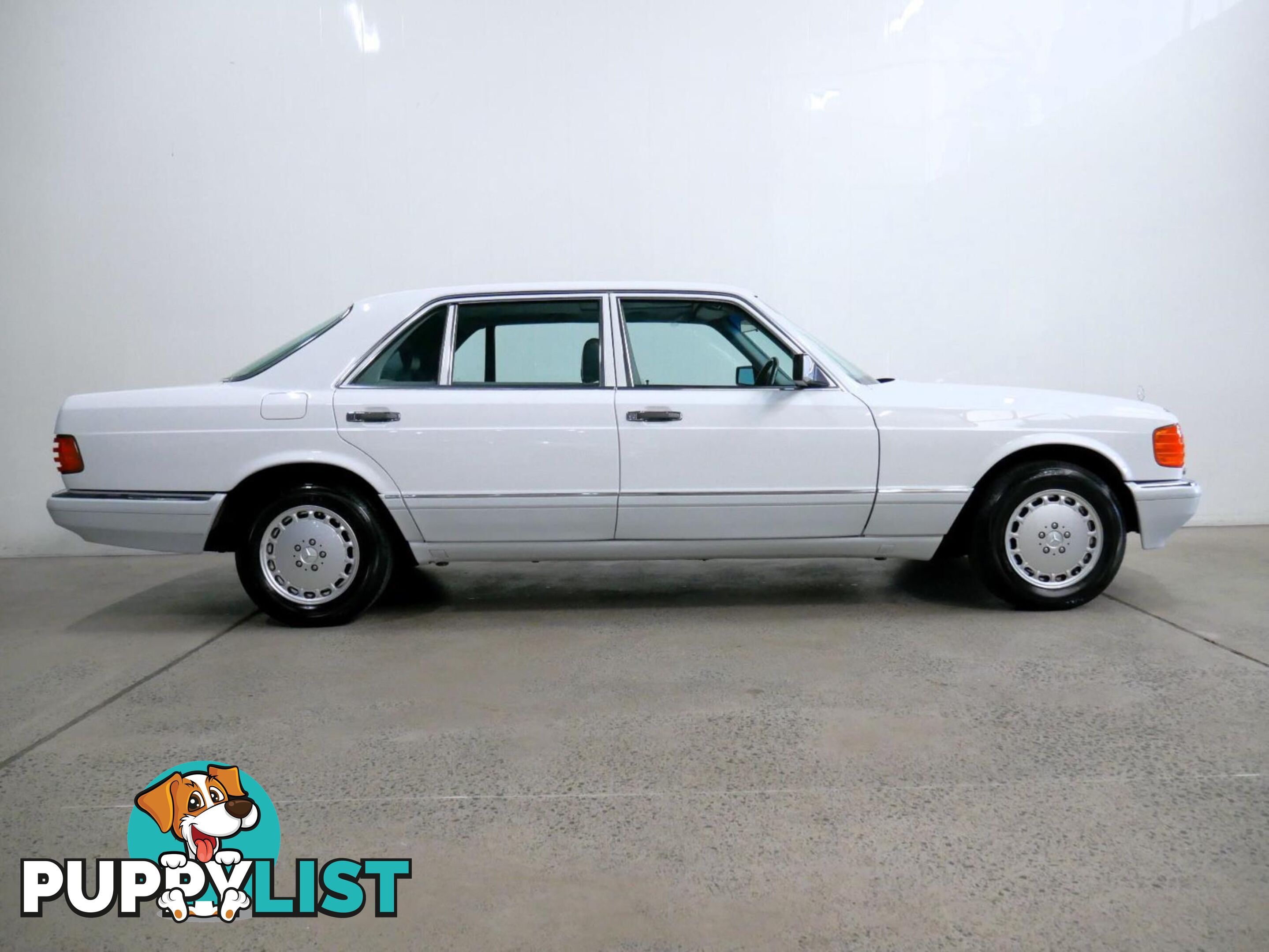 1989 MERCEDES-BENZ 420 SEL  4D SEDAN