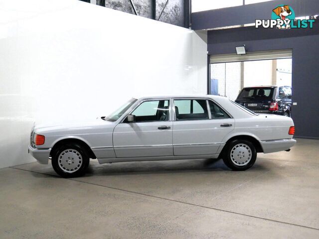 1989 MERCEDES-BENZ 420 SEL  4D SEDAN