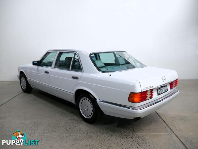 1989 MERCEDES-BENZ 420 SEL  4D SEDAN