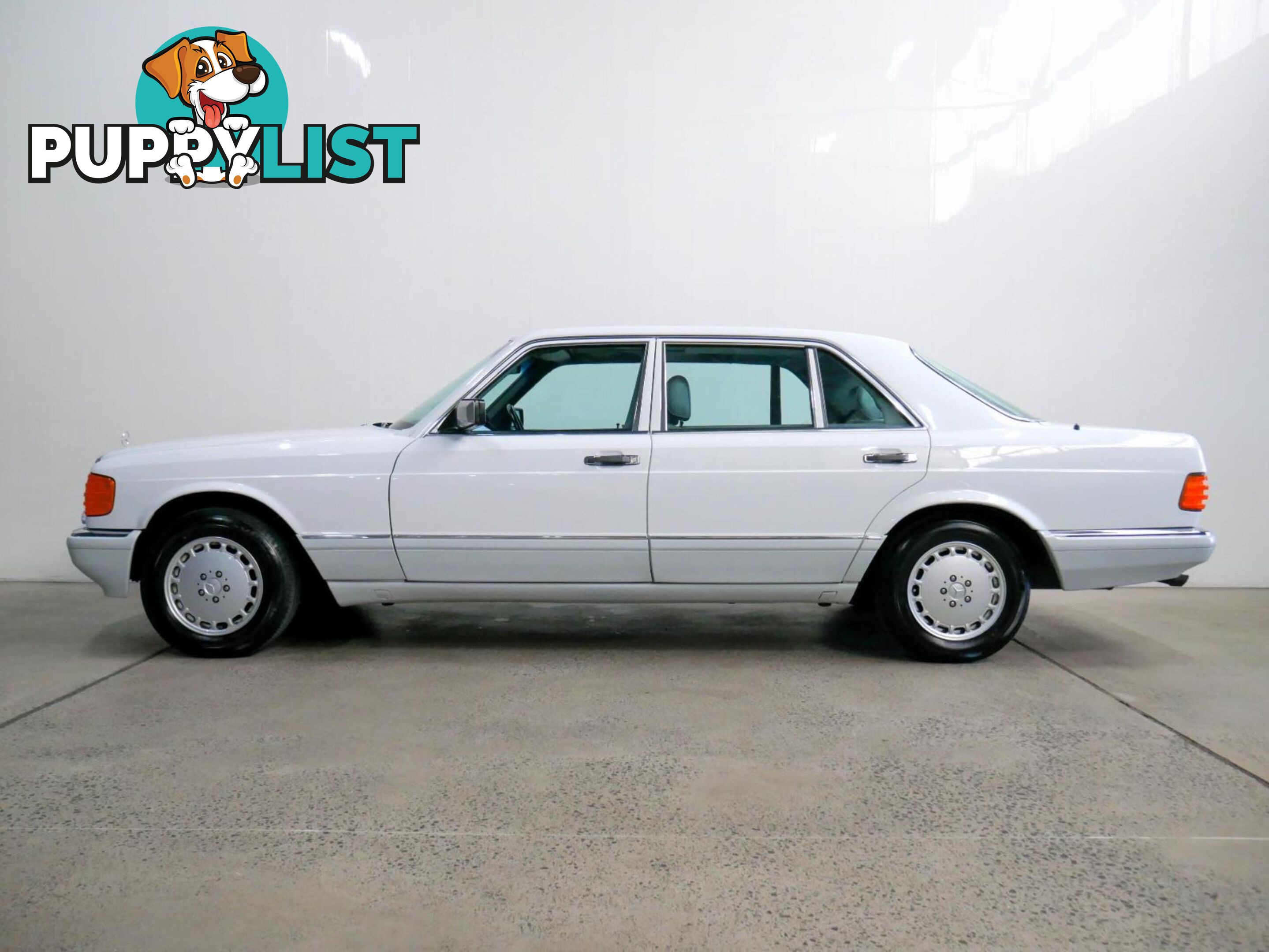 1989 MERCEDES-BENZ 420 SEL  4D SEDAN