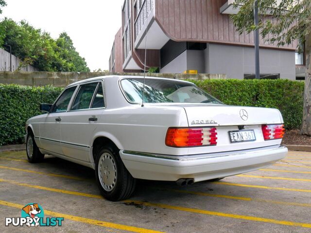 1989 MERCEDES-BENZ 420 SEL  4D SEDAN