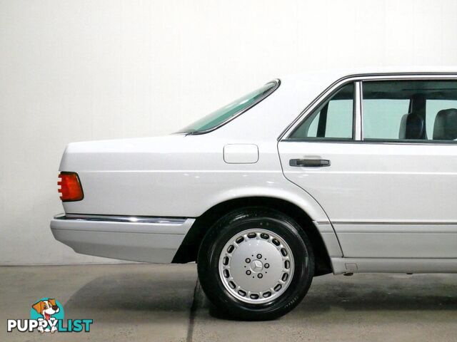 1989 MERCEDES-BENZ 420 SEL  4D SEDAN