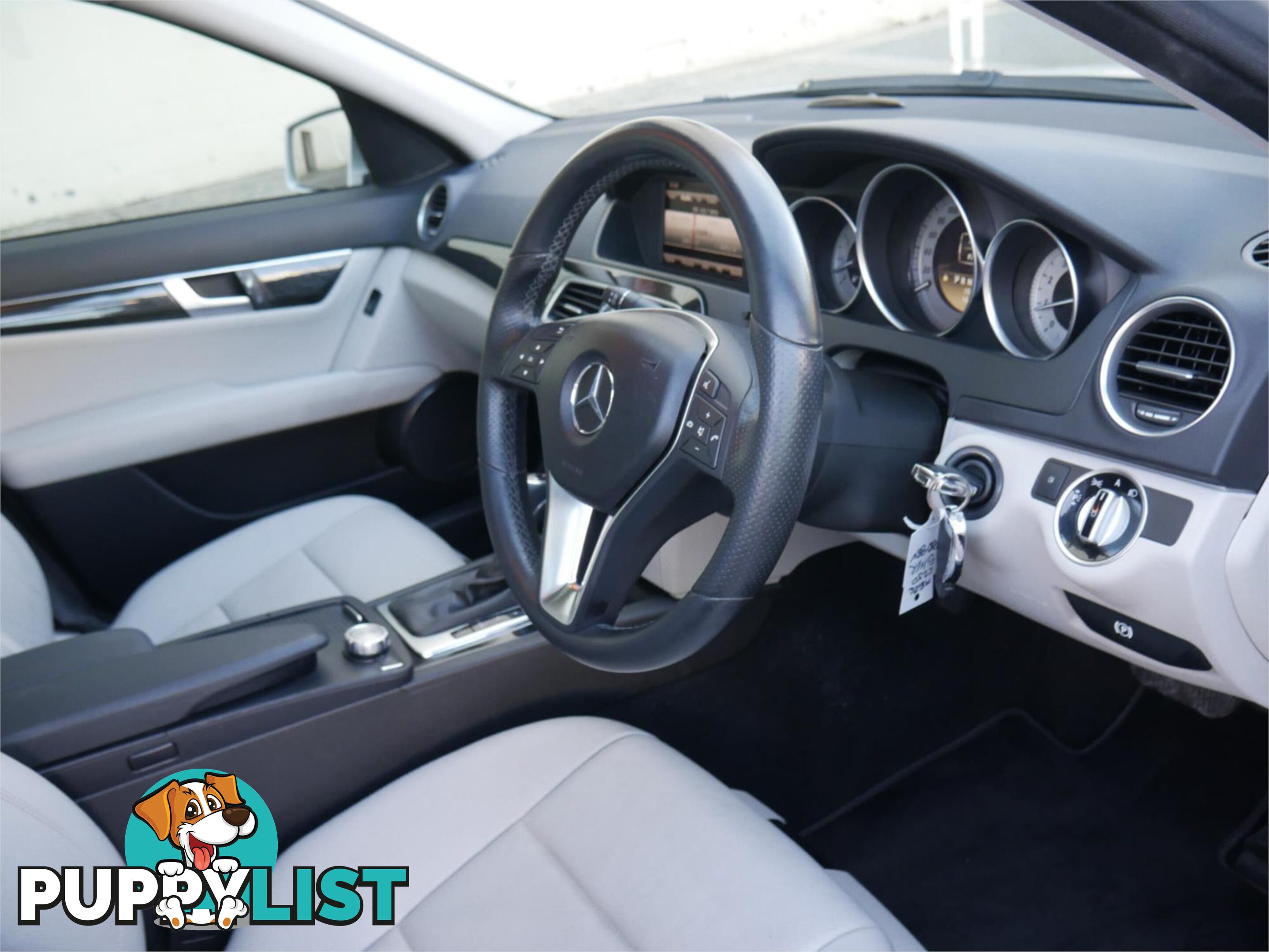 2012 MERCEDES-BENZ C250 AVANTGARDEBE W204MY12 4D SEDAN